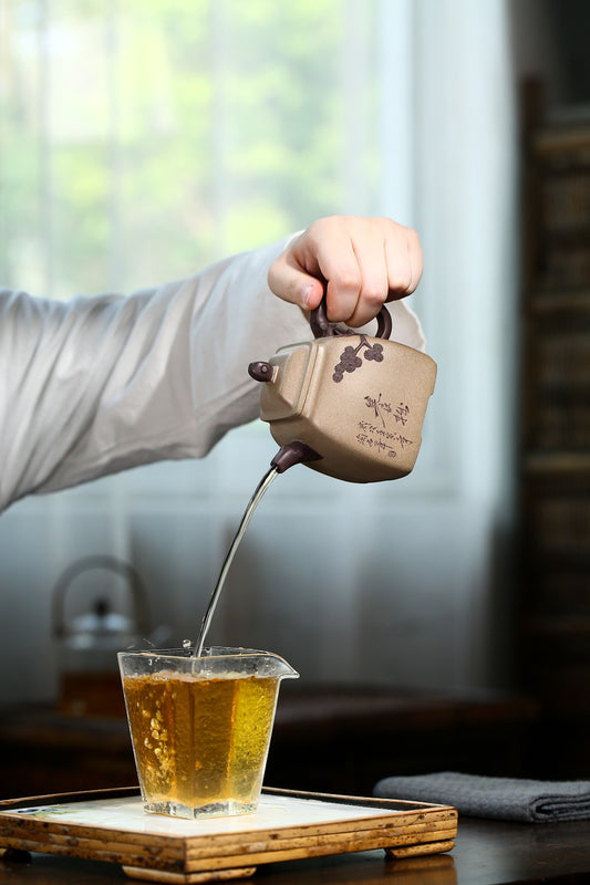 【小四方·松】 刘彩萍（国家级工艺美术师）原矿青段泥 容量 250cc