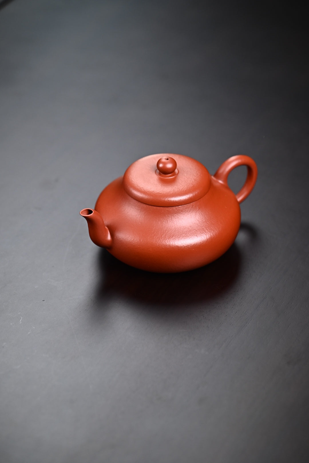 『君德』 全手工·极品皱皮朱泥·容量200cc·7孔出水·内推网孔·陈华军（国家级工艺美术师）