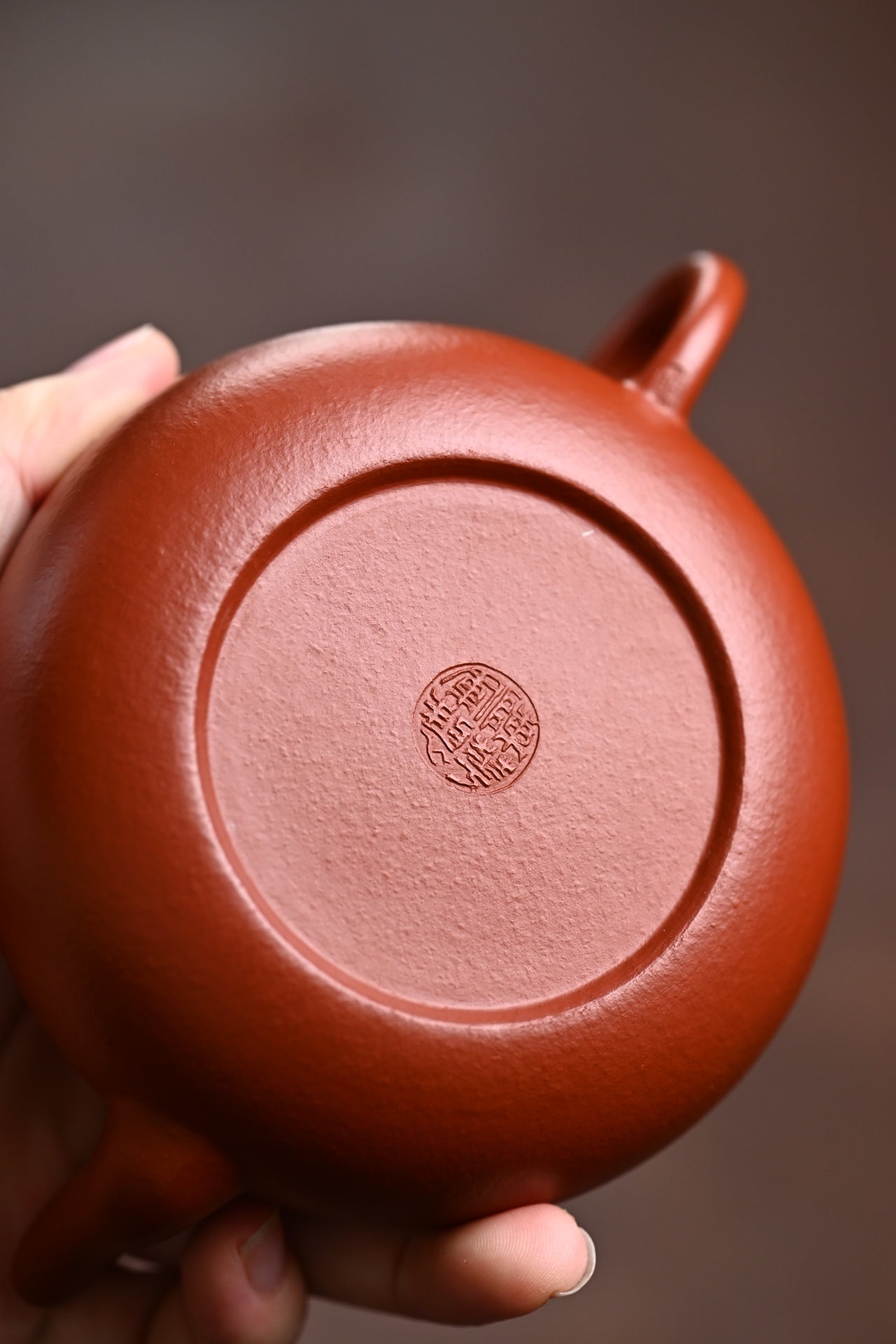 『君德』 全手工·极品皱皮朱泥·容量200cc·7孔出水·内推网孔·陈华军（国家级工艺美术师）