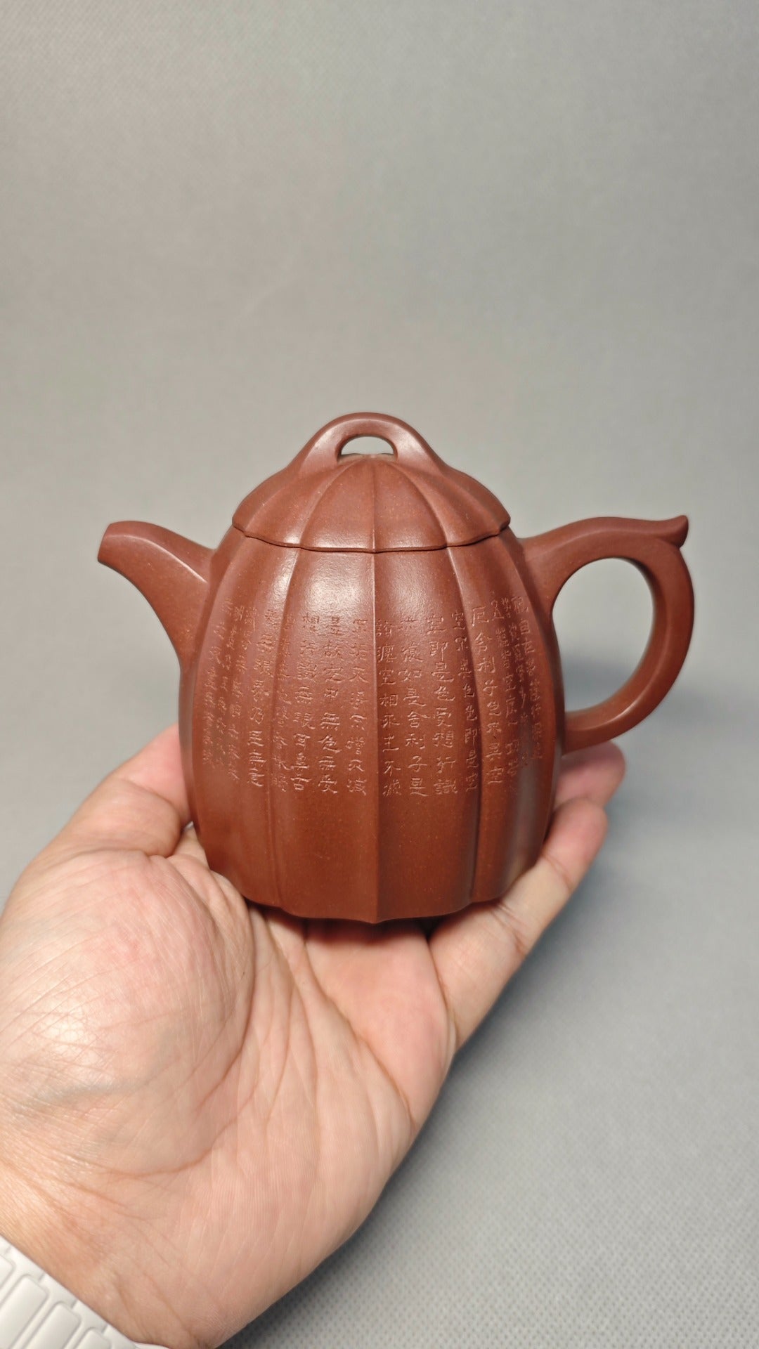 【筋纹秦权】 制壶焦亚强 (国家级工艺美术师) 泥料原矿紫泥