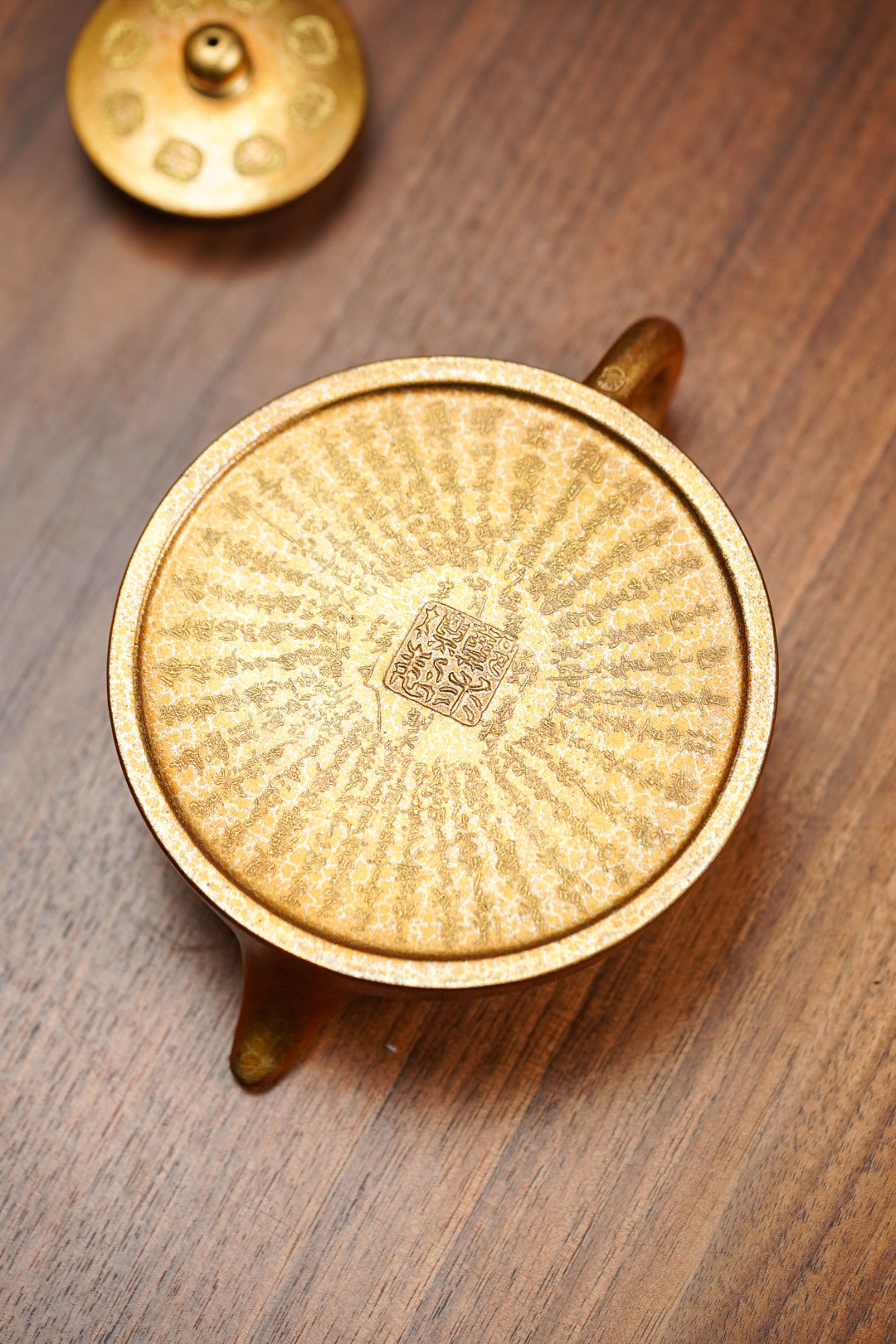 郑求标大师特色紫晶烧，紫砂界心经巨匠·金奖+馆藏+大拍9.8w代表作《双心经半月壶》