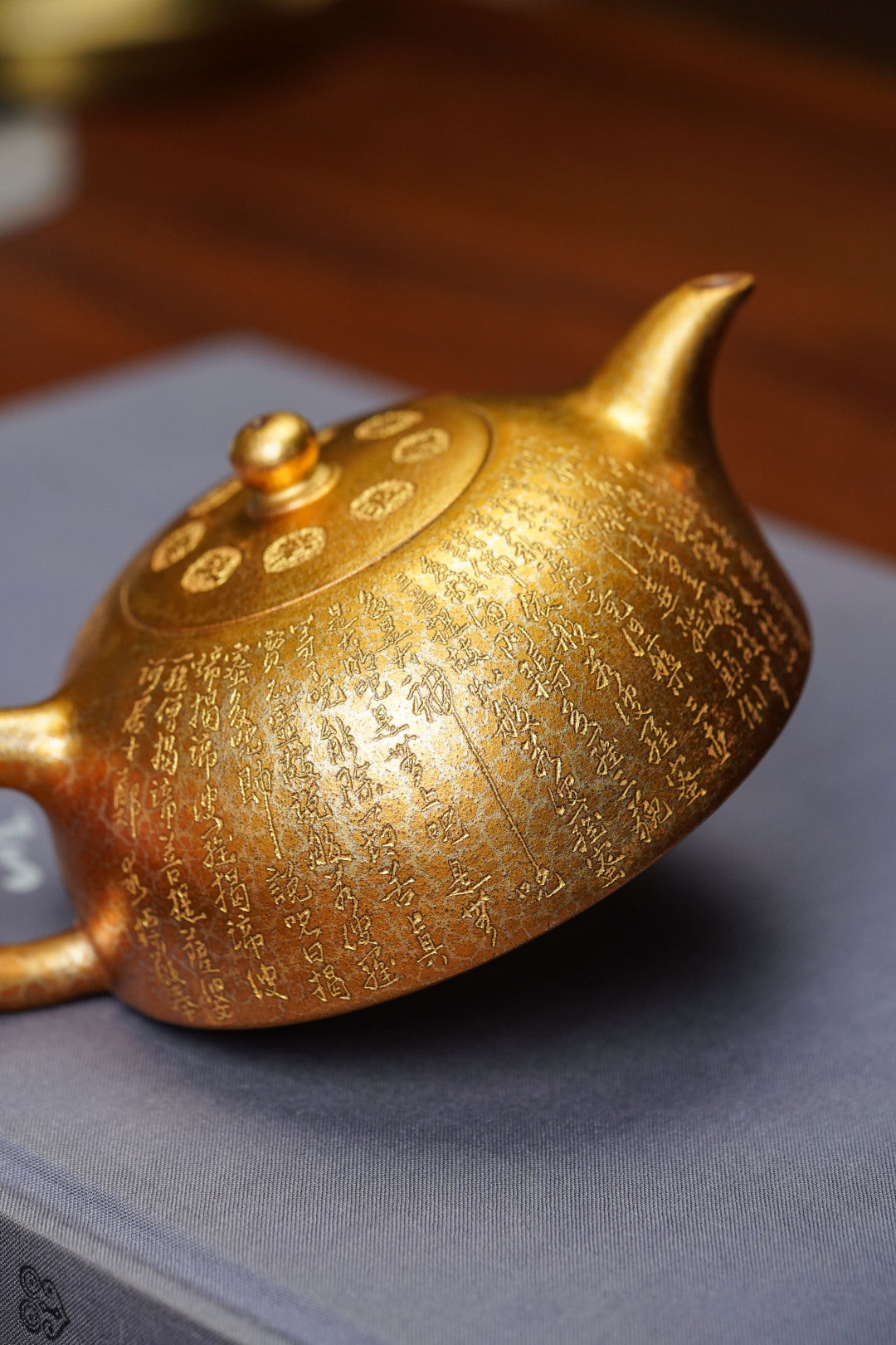 郑求标大师特色紫晶烧，紫砂界心经巨匠·金奖+馆藏+大拍9.8w代表作《双心经半月壶》