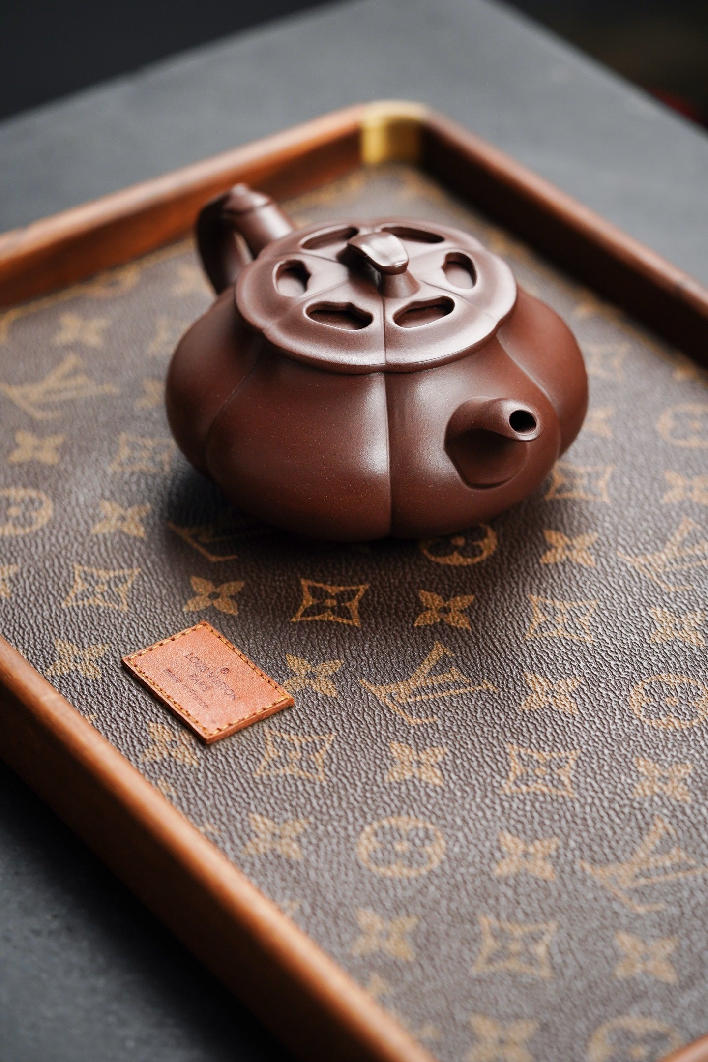 筋纹简瓢·镂空设计 240cc·原矿深井老紫泥 弱水三千，仅饮一瓢