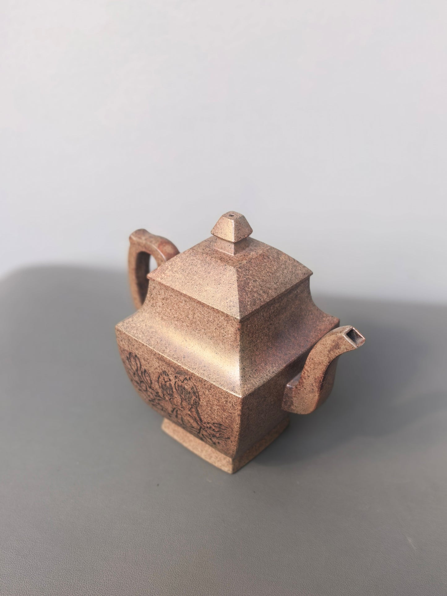 储立之大师重器福利·中国陶瓷艺术终身成就奖获得者·储立之《四方鐏》极具收藏价值