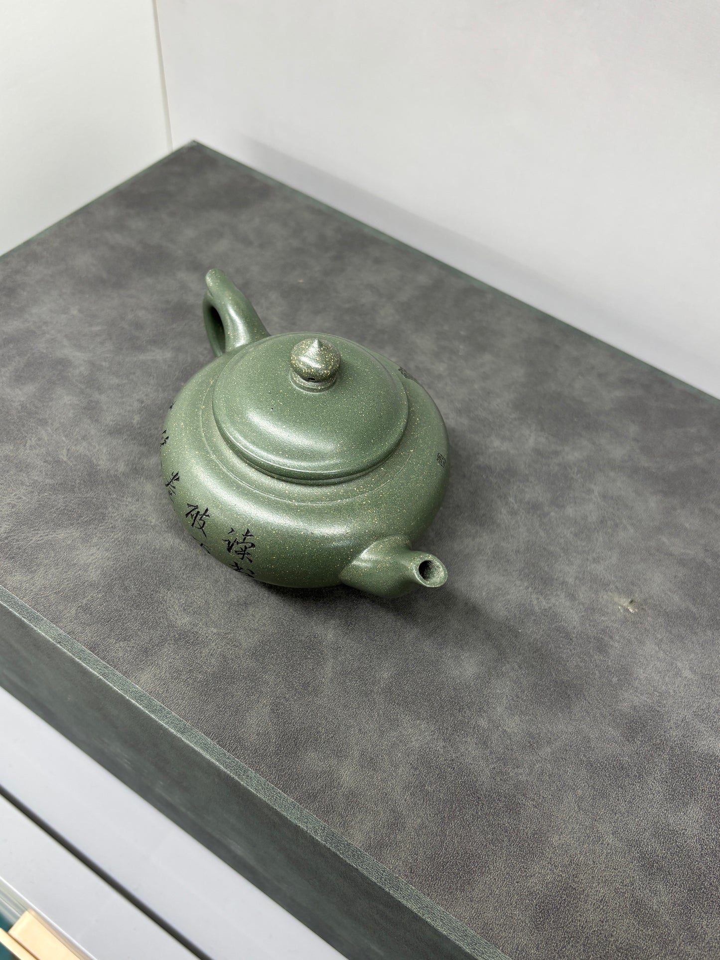 中国工艺美术大师·李昌鸿【笑樱壶】送礼收藏的最佳选择