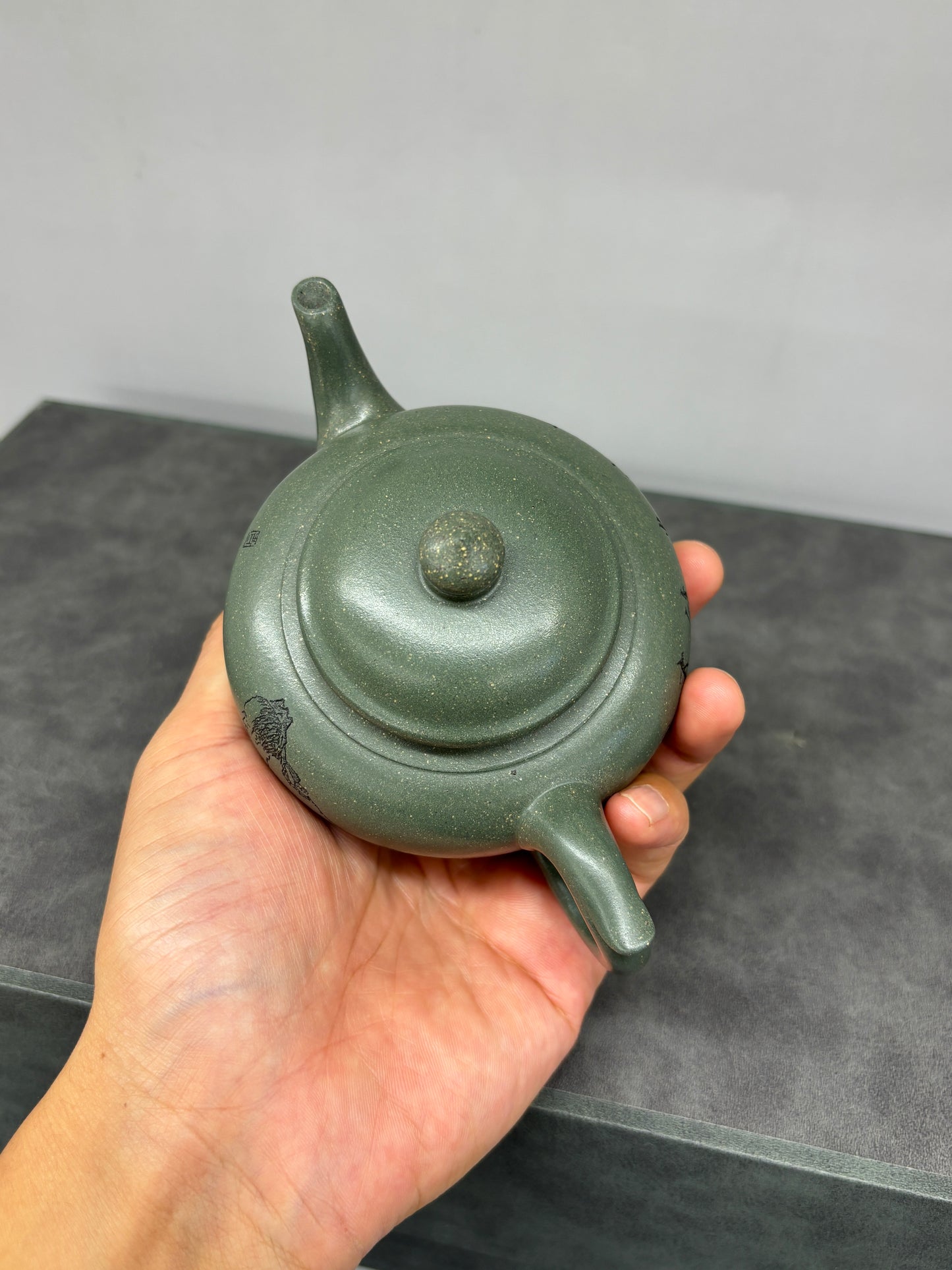 中国工艺美术大师·李昌鸿【笑樱壶】送礼收藏的最佳选择