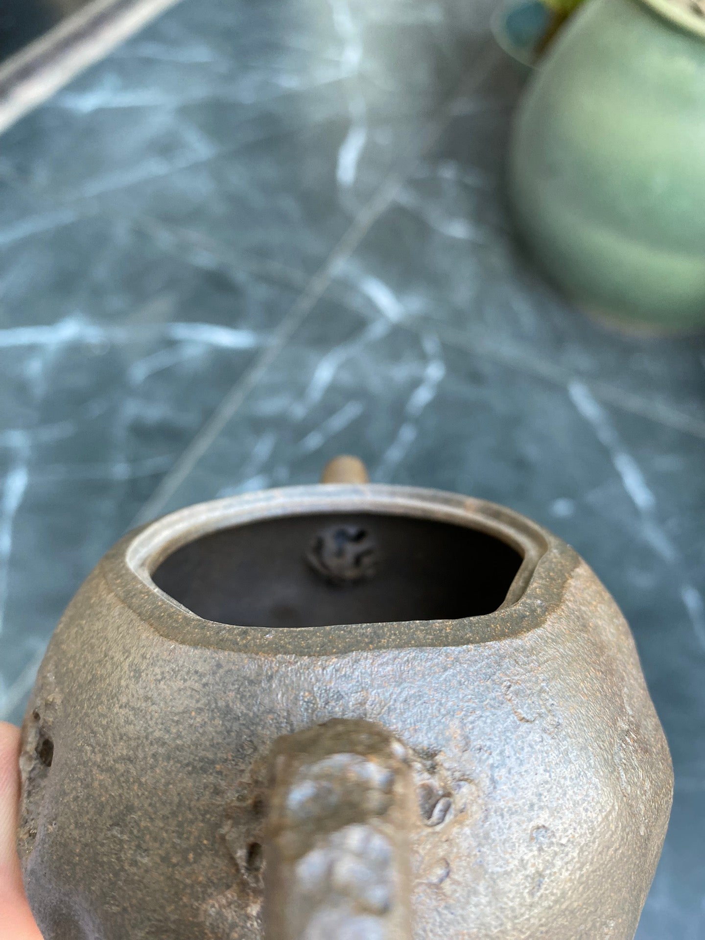 【特色藏品】紫砂太湖石全手工原创·拍卖7万同系列《太湖石趣》原矿极品黄金段柴烧·260cc