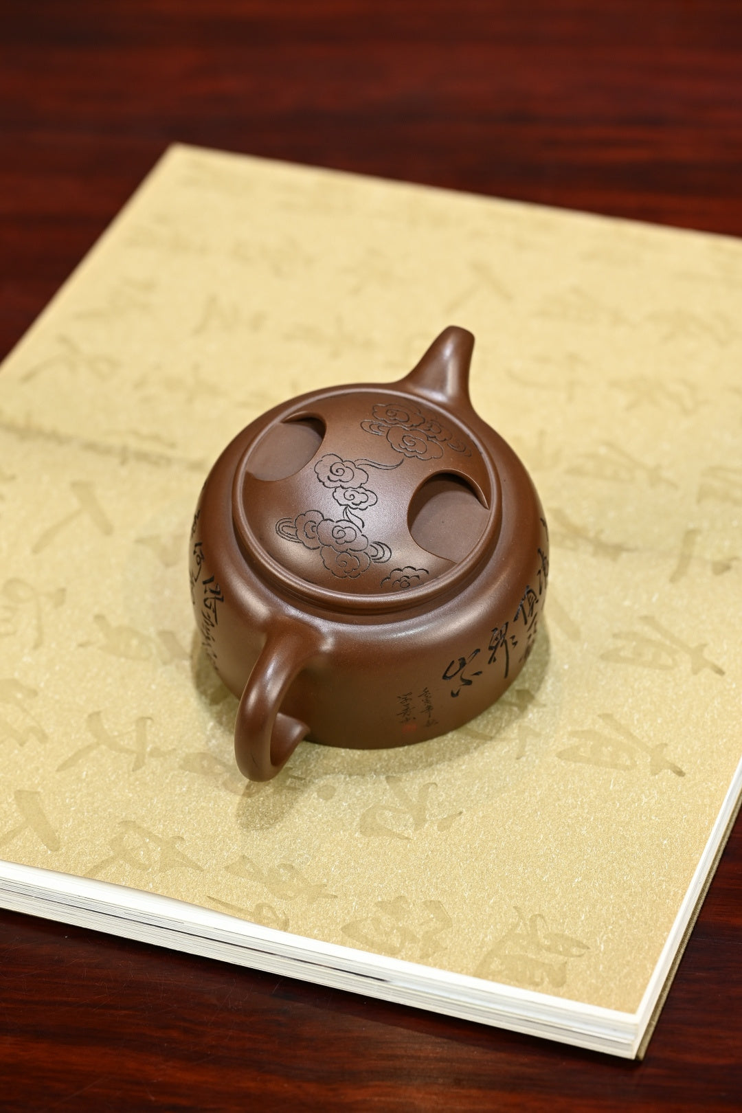 牛盖莲子·全手工 江苏省陶瓷艺术名人正高工许学芳作品  容量350cc 一厂紫泥
