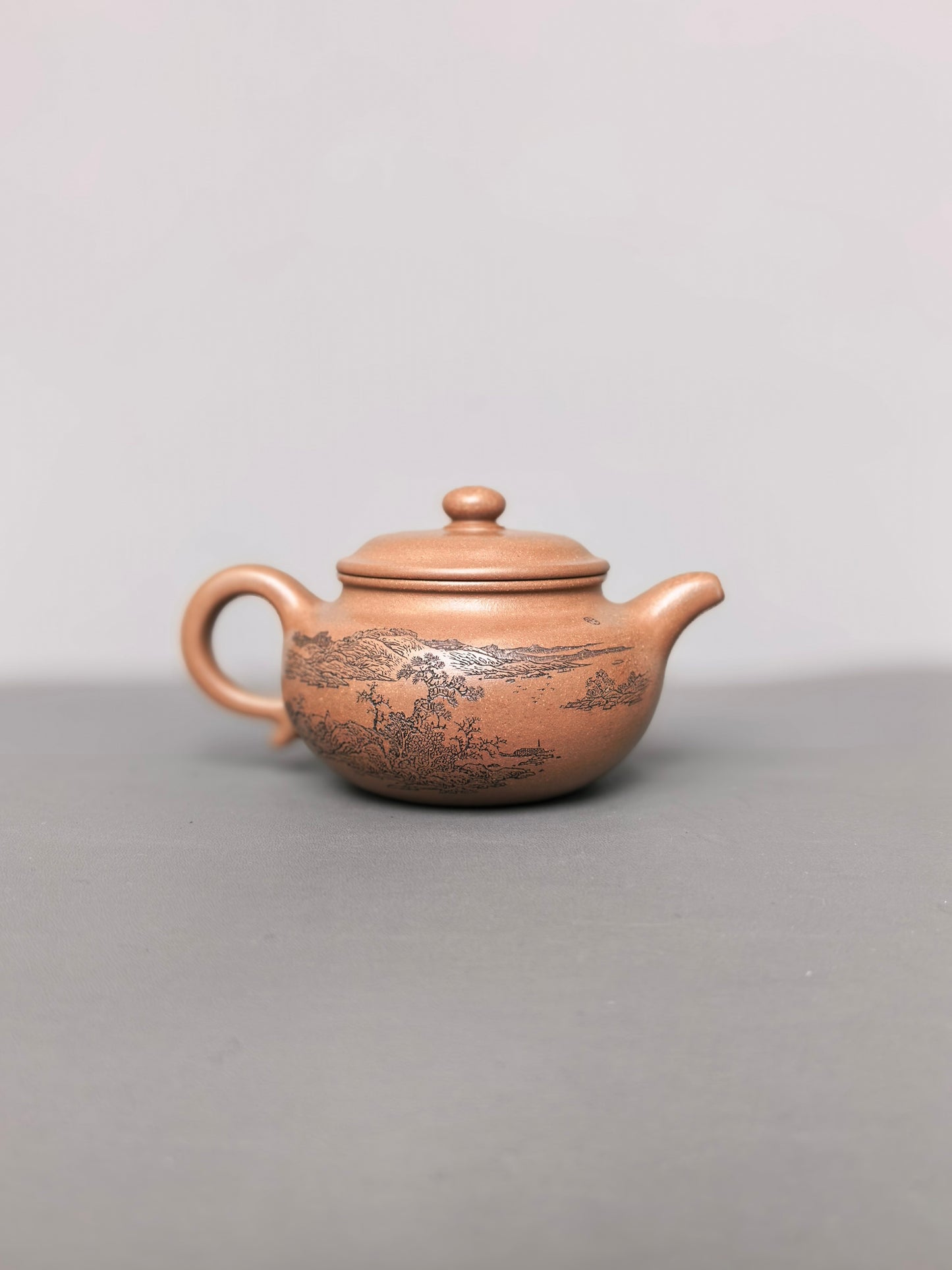 重器收藏·中国紫砂界山水陶刻巨匠·陈宏林大师精刻【仿古壶】潜力无限·极具收藏价值