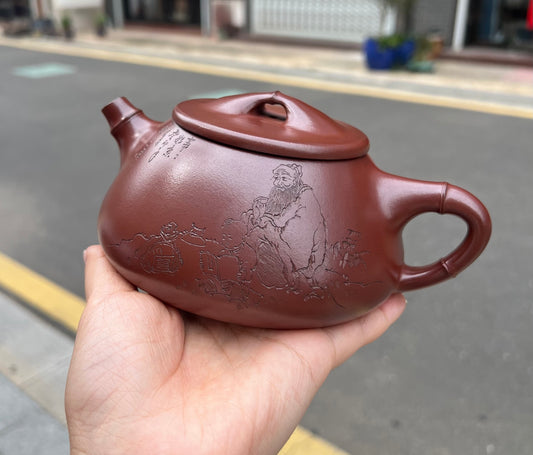 作品名称【竹节石瓢】 泥料 金龙血 550cc 作者 袁连云 国家级工艺美术师