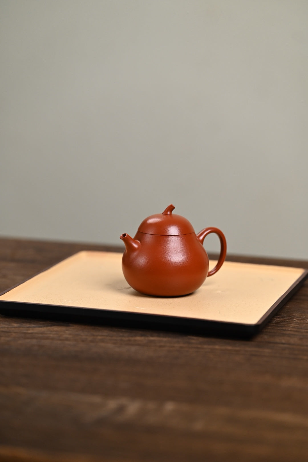 新品· 『茄瓜』 极品皱皮朱泥·容量150cc·7孔出水·内推·孙建芳（国家级工艺美术师）