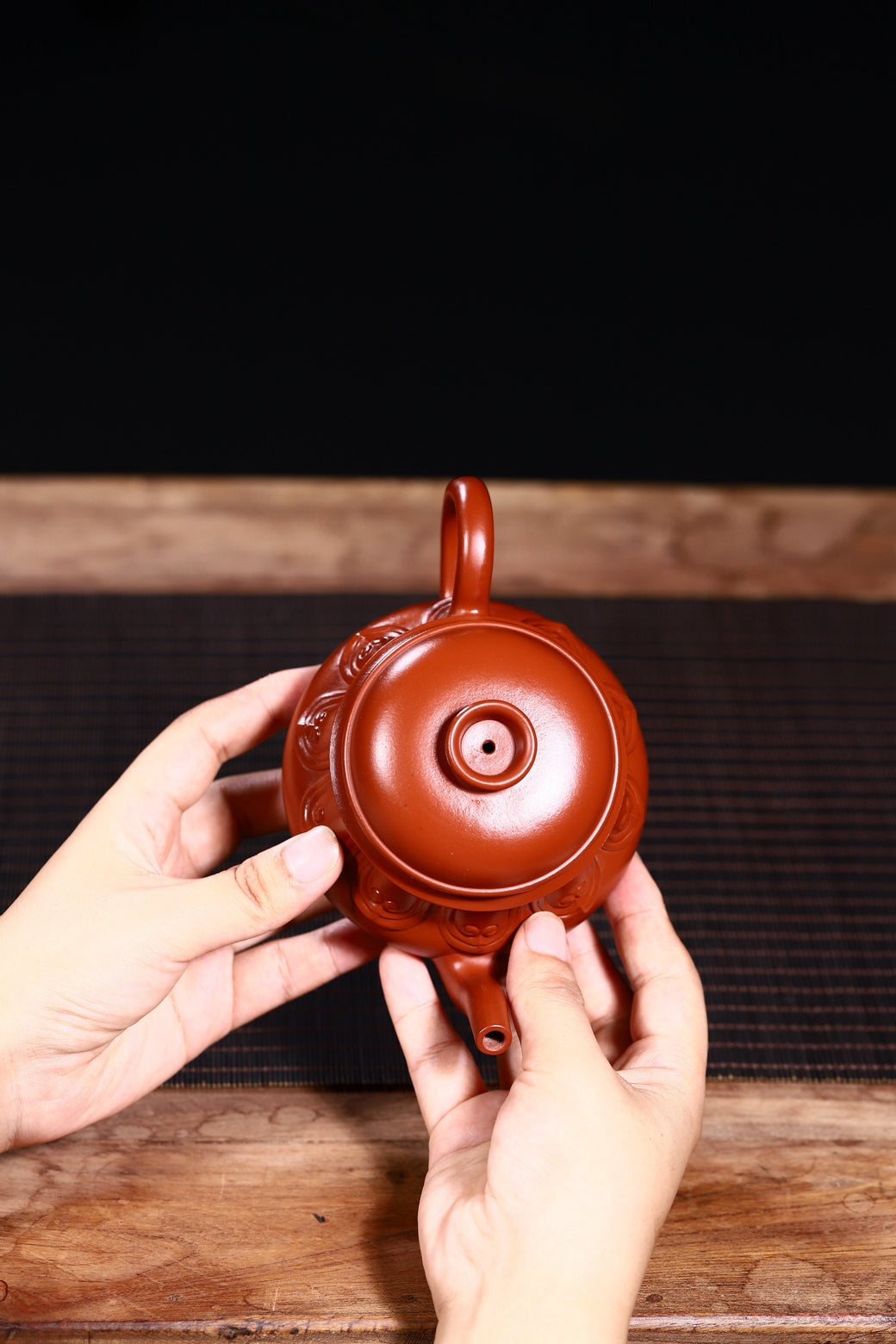 省大师潘春芳关门弟子许冠新老师独家新品【紫玉梵音】290cc朱泥精制难度颇高