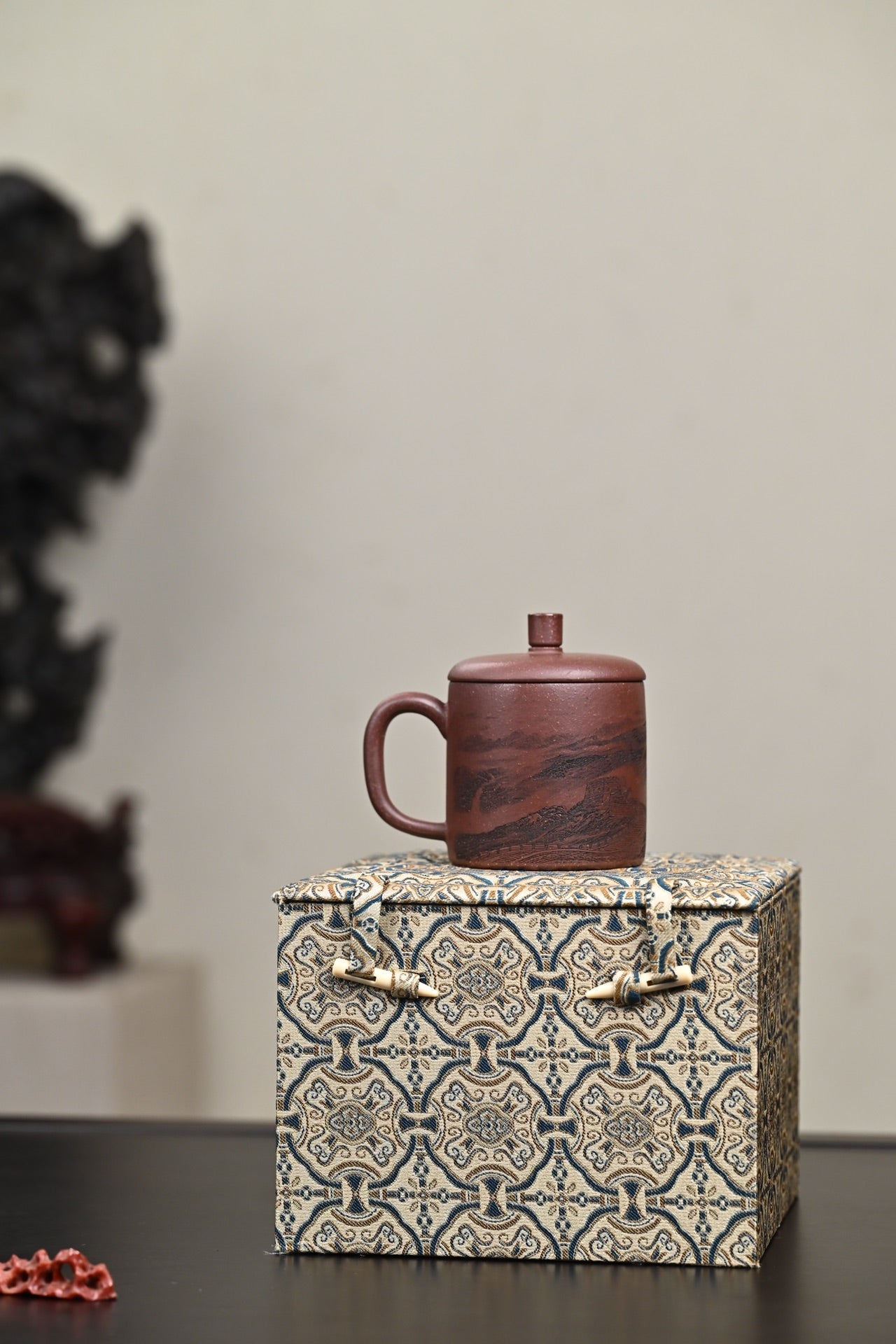 新品· 盖杯·紫玉金砂·容量200cc·陈华军（国家级工艺美术师）