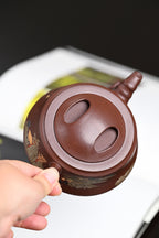 『牛盖莲子』 一厂老紫泥·容量220cc·14孔出水·韩惠琴（国家级高级工艺美术师）