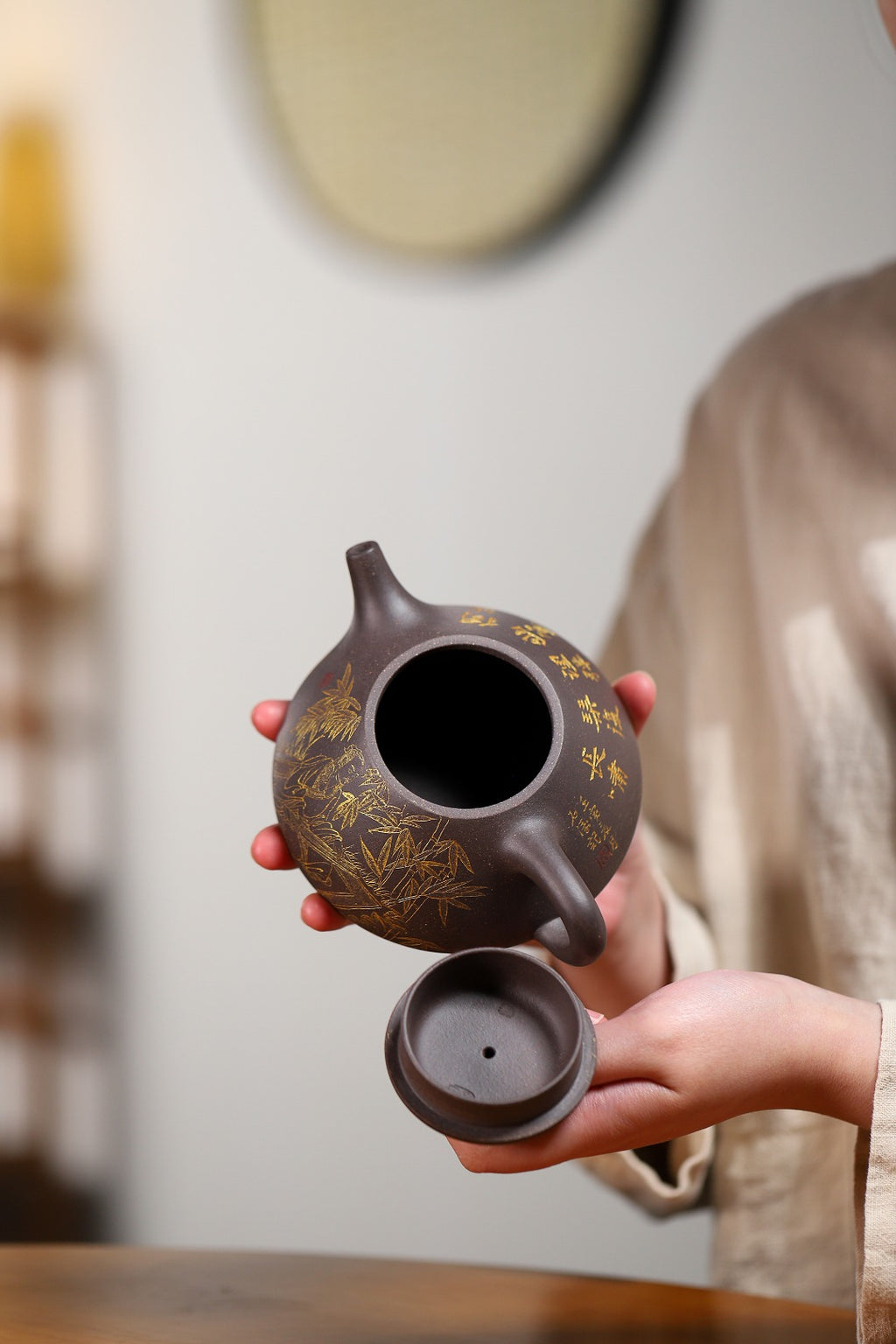 【石瓢】证书持壶照配套齐全 吴菊凤（国家级高级工艺美术师） 原矿青灰泥 容量400cc