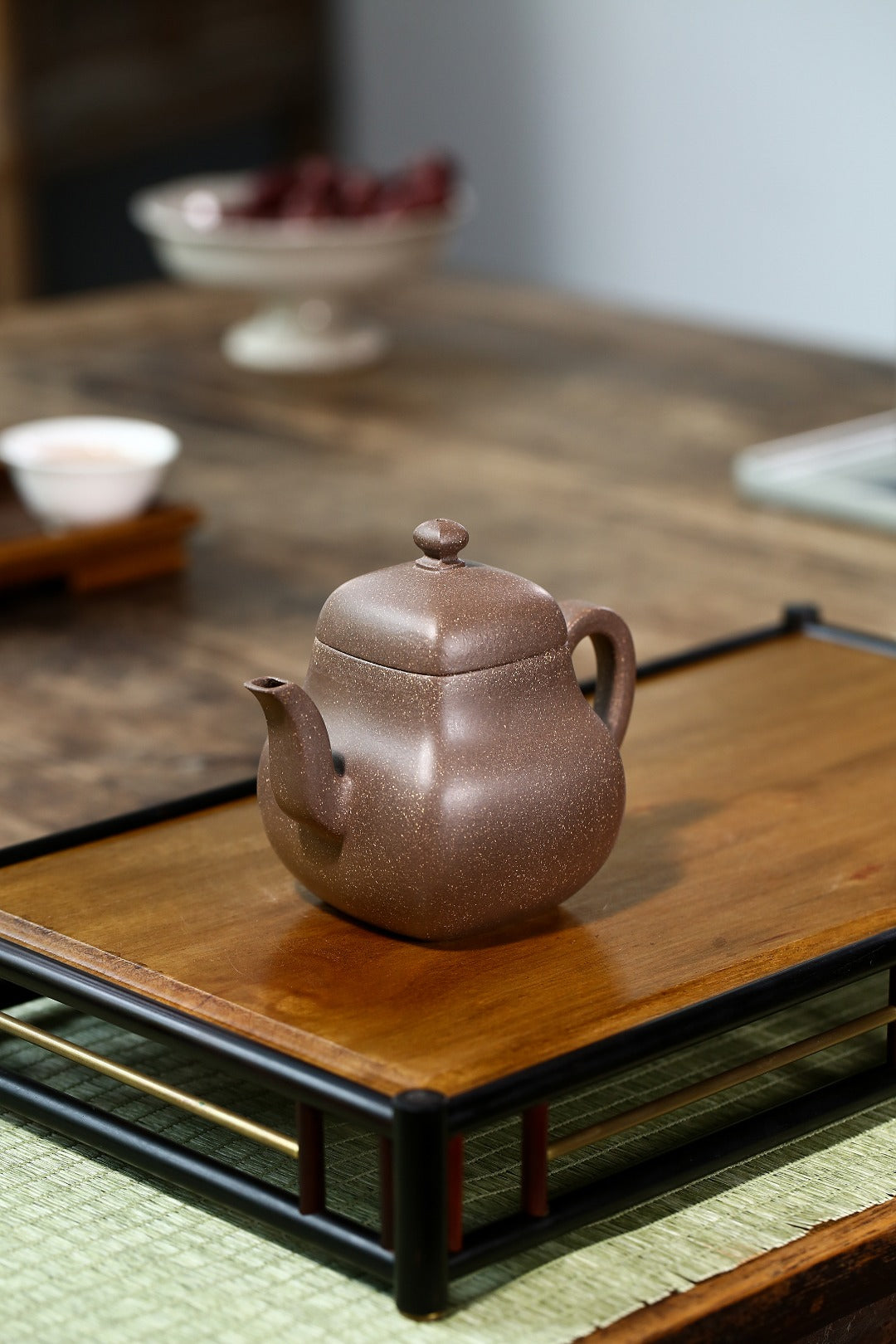 【儒方】 制壶 储卫珍（国家级工艺美术师) 泥料 原矿青段泥 容量 200cc