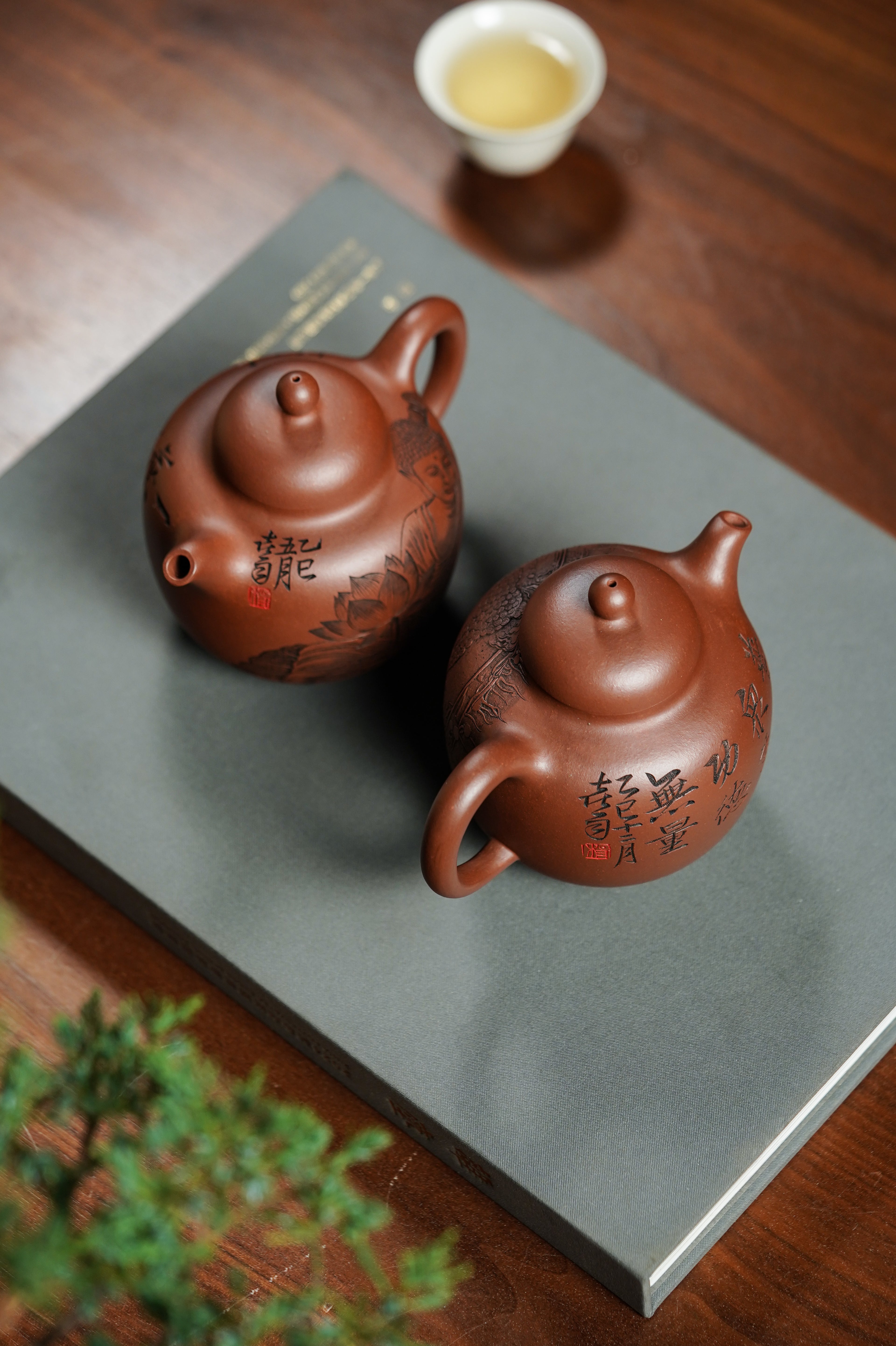 杨喜雨【中华神刀·刀笔传魂】紫砂界陶刻圣手艺术臻品《玉净壶》原矿极品底槽清·320cc