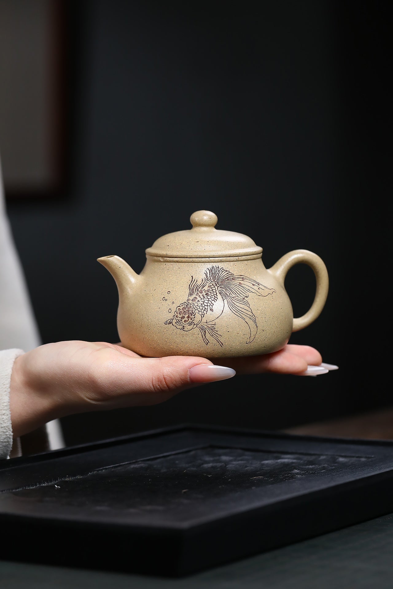 怀隐·本绿·精工·手工刻绘 容量：200cc/双层盖·内推球孔