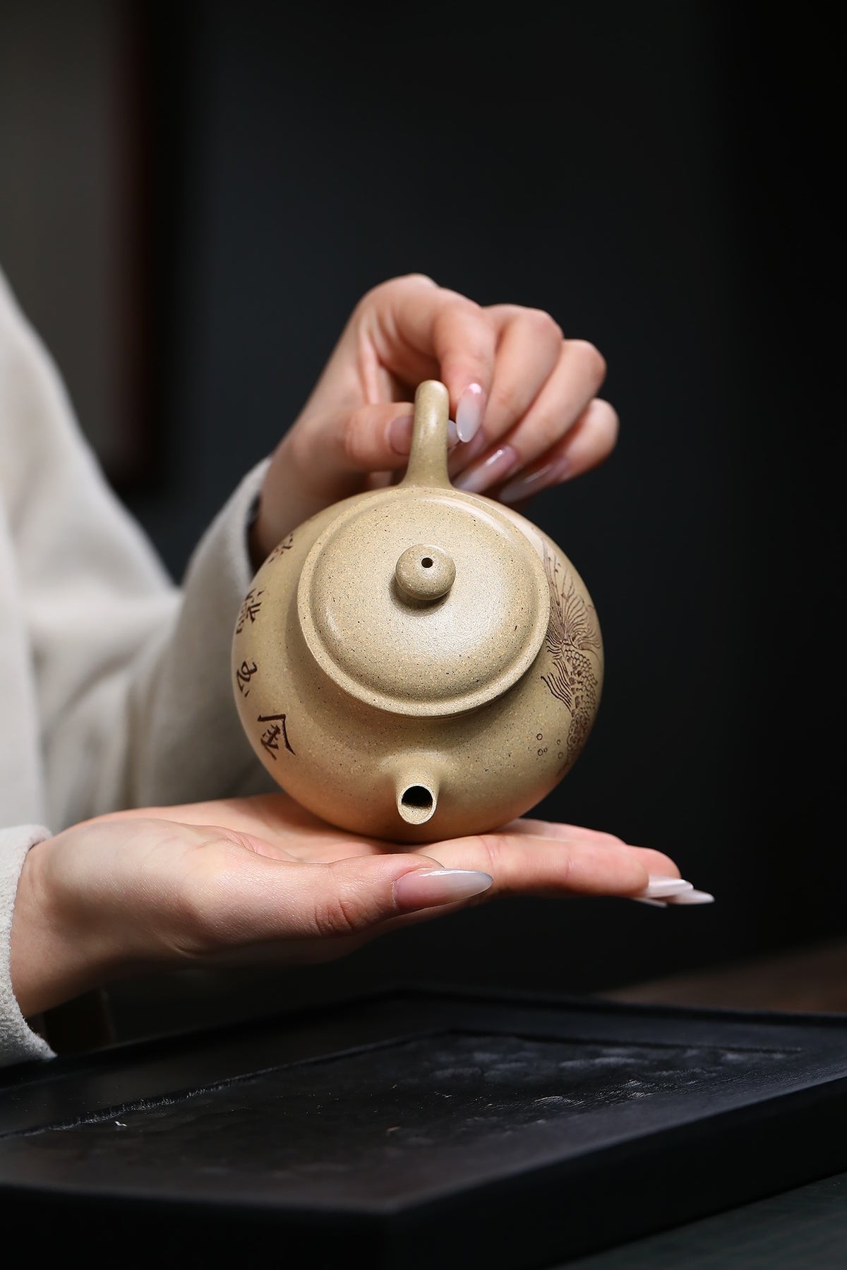 怀隐·本绿·精工·手工刻绘 容量：200cc/双层盖·内推球孔 - ZishaTeapotChina