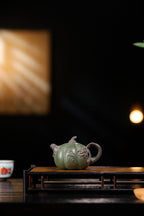 【南瓜壶】 制壶：范俊华（国家级工艺美术师） 泥料：原矿绿泥 容量：170cc