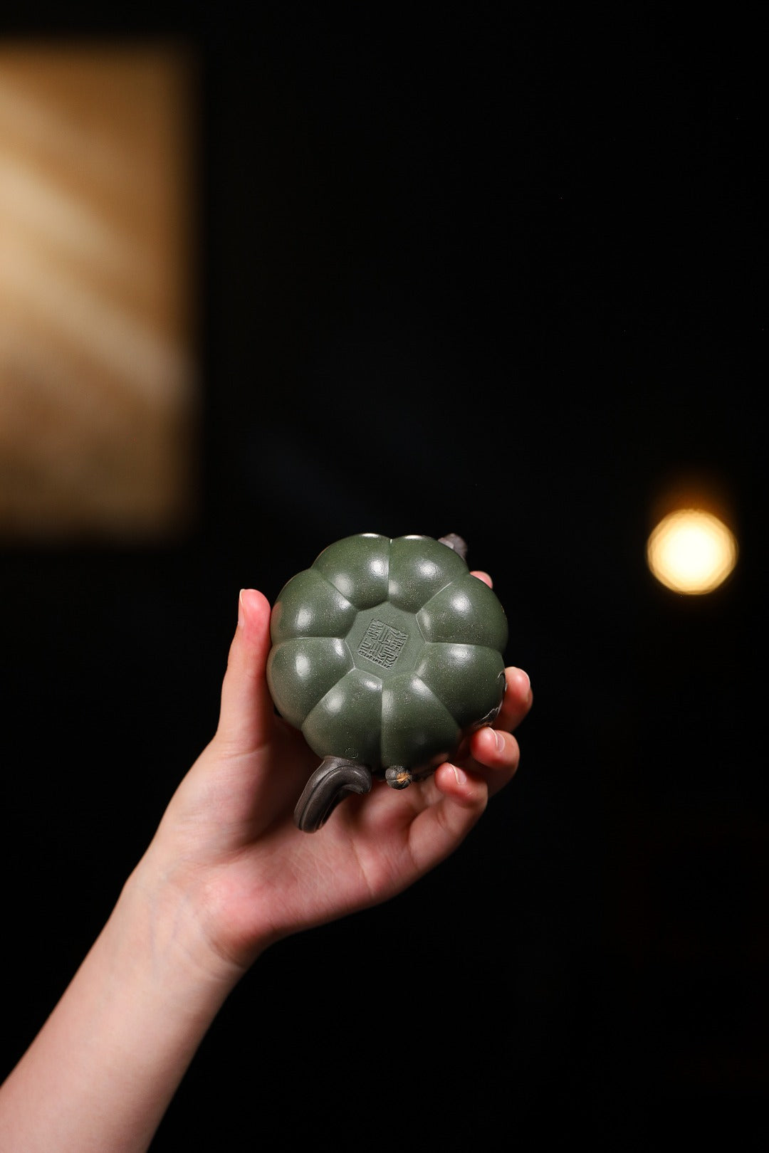 【南瓜壶】 制壶：范俊华（国家级工艺美术师） 泥料：原矿绿泥 容量：170cc