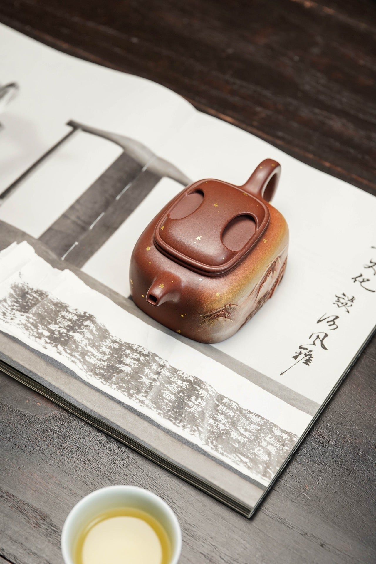 宗师泰斗·何光宏《四方牛盖壶》，极具收藏传世潜力·送礼顶流·孤品重器原矿极品底槽清·300cc
