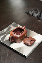 宗师泰斗·何光宏《四方牛盖壶》，极具收藏传世潜力·送礼顶流·孤品重器原矿极品底槽清·300cc