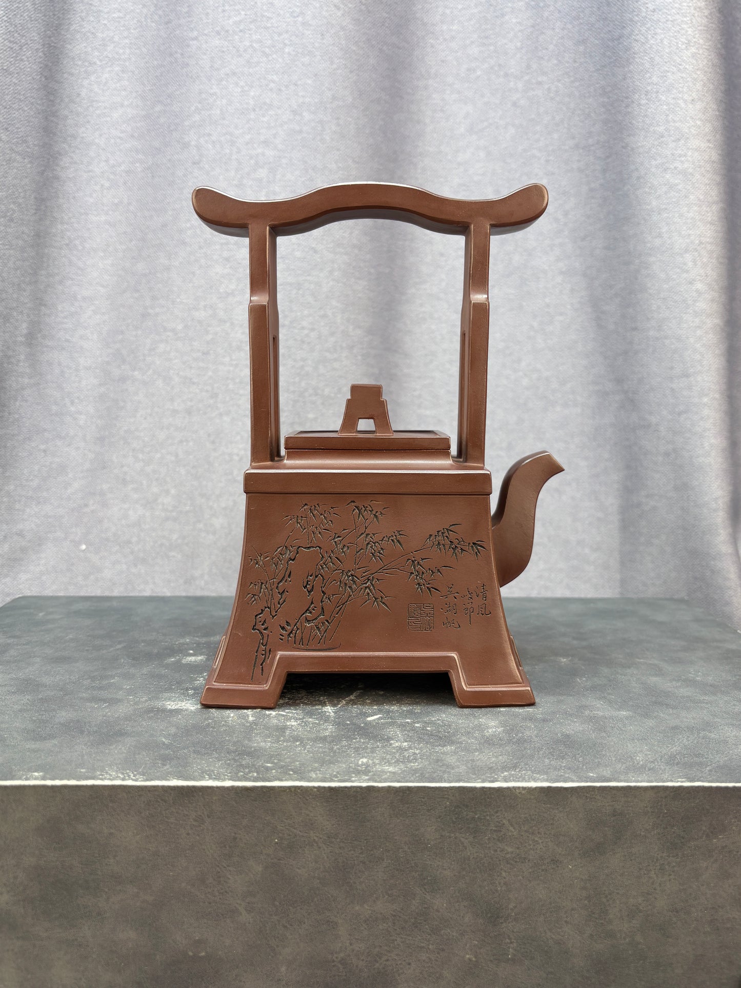 程辉大师佳作福利·紫砂界的功勋级重器《方石提梁》原矿极品老紫泥 580cc