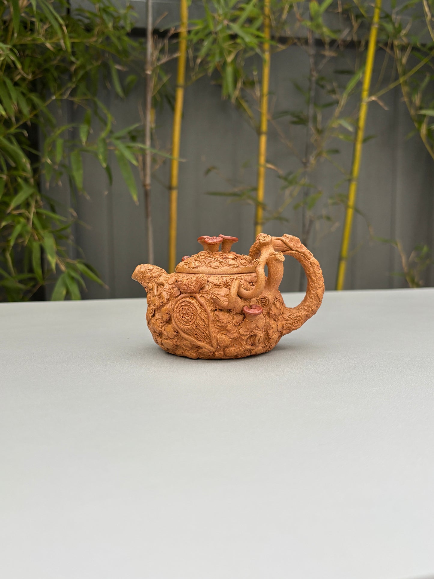 范泽锋高徒·江苏省级大师·邱爽原创【鼠来宝供春】原矿极品黄金段泥·130cc 小品