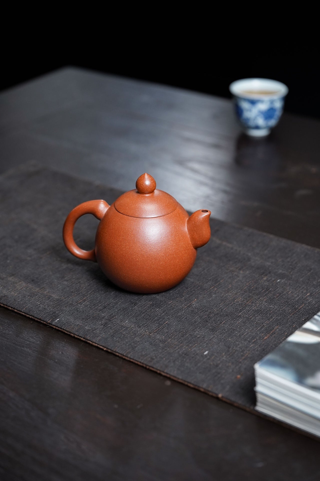 国匠泰斗·礼藏双绝｜国大师邱玉林《滴水之恩壶》原矿极品金降坡·250cc (真金限量版)