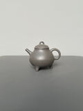 工艺美术师·精致小品佳作《三足鼎壶》收藏重器原矿天青泥古法还原烧·150cc