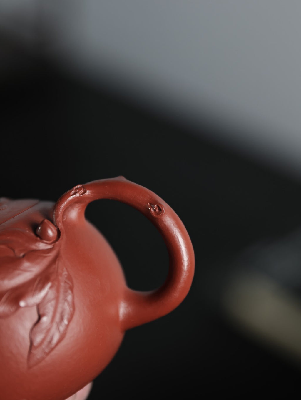 寿桃河豚西施【极品粗砂朱泥·传统手制·全手工·经典传统器·170cc·9孔·实力派作品 全手工贴花】