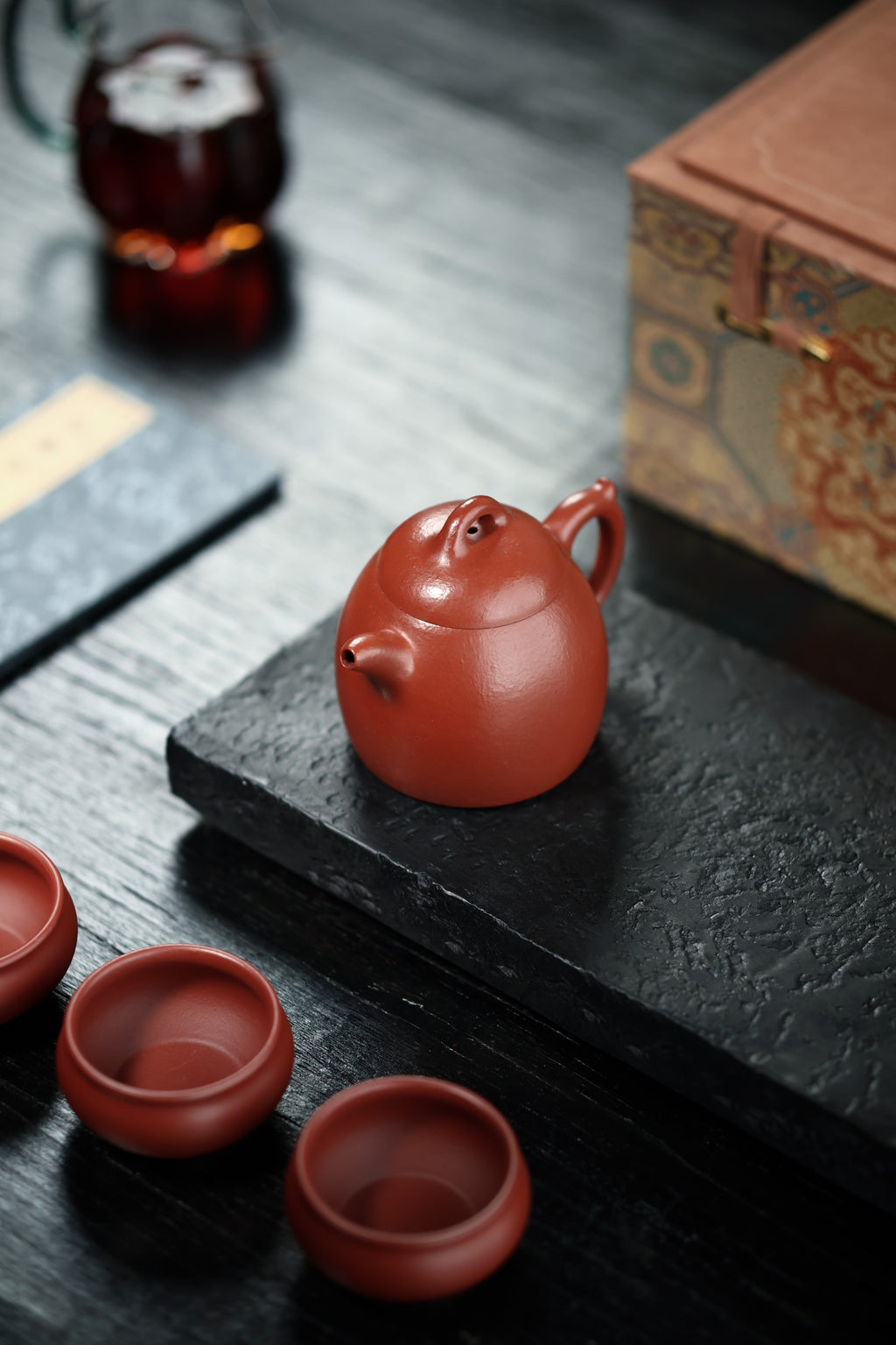 秦权套组【极品粗砂朱泥·传统手制·全手工·经典传统器·200cc·9孔·实力派作品 一壶四杯】