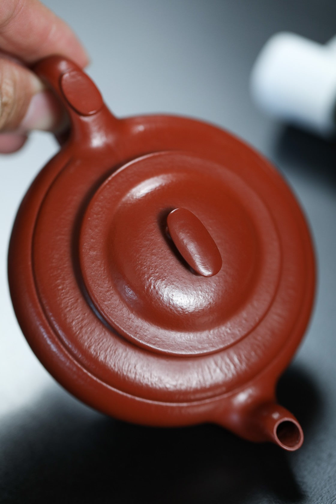 上新桥【极品粗砂朱泥·传统手制·全手工·经典传统器·180cc·9孔·实力派何俊杰作品】