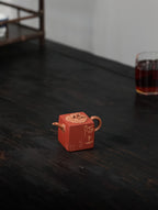 方柿子壶【精工手制·全手工·仿生器·100cc·降坡泥内胎粉浆 方器 手工刻绘刻绘】