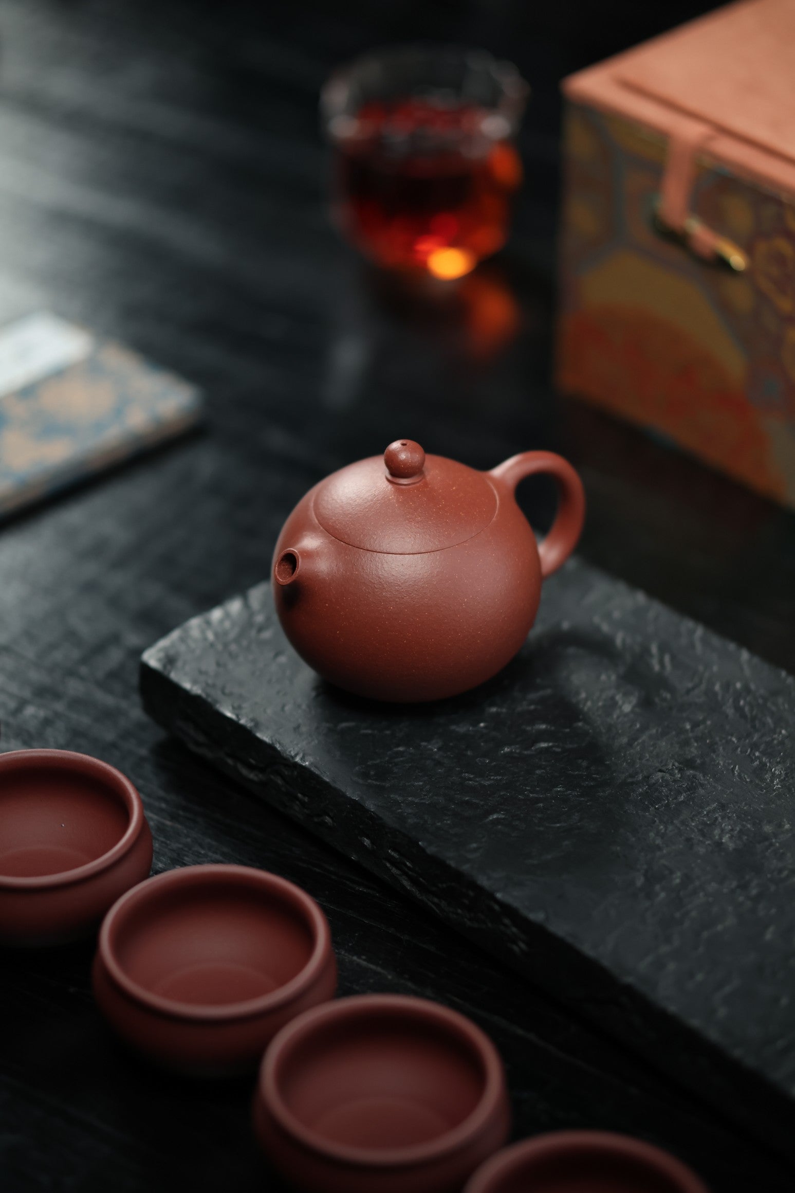 西施礼盒套组 | 【优质降坡泥·传统手制·半手工·经典传统器·180cc·9孔·实力派作品 一壶六杯】