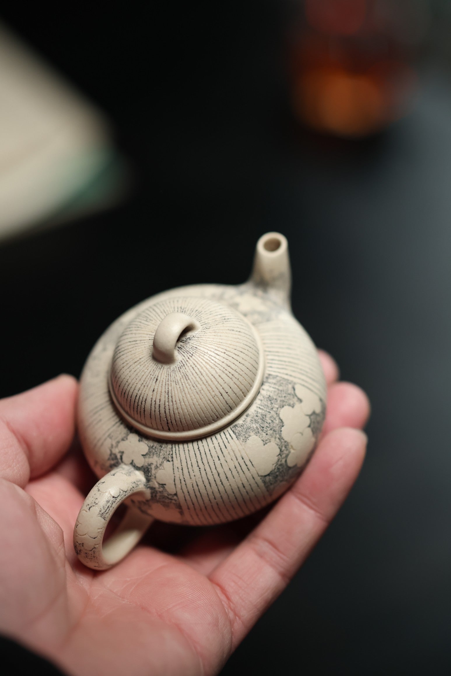 小满壶 | 【优质白玉段 手制 110cc 民间实力派作品 设计款 全手工陶刻 】
