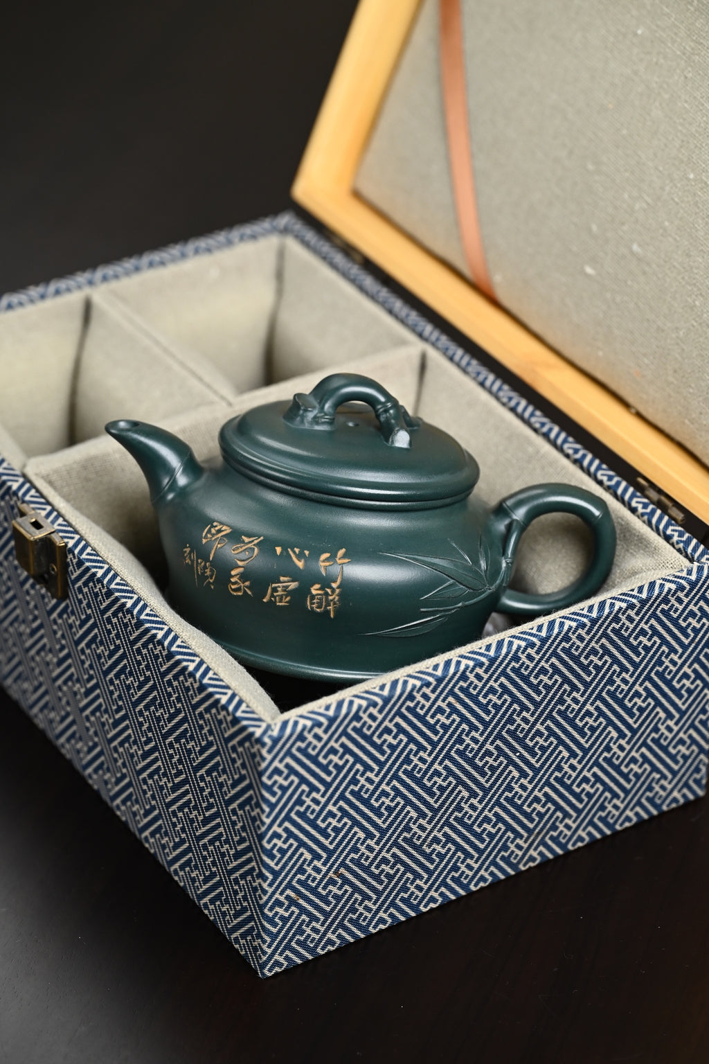 研高· 『竹韵』 景舟绿泥·容量260cc·9孔出水·黄自英（研究员级高级工艺美术师）