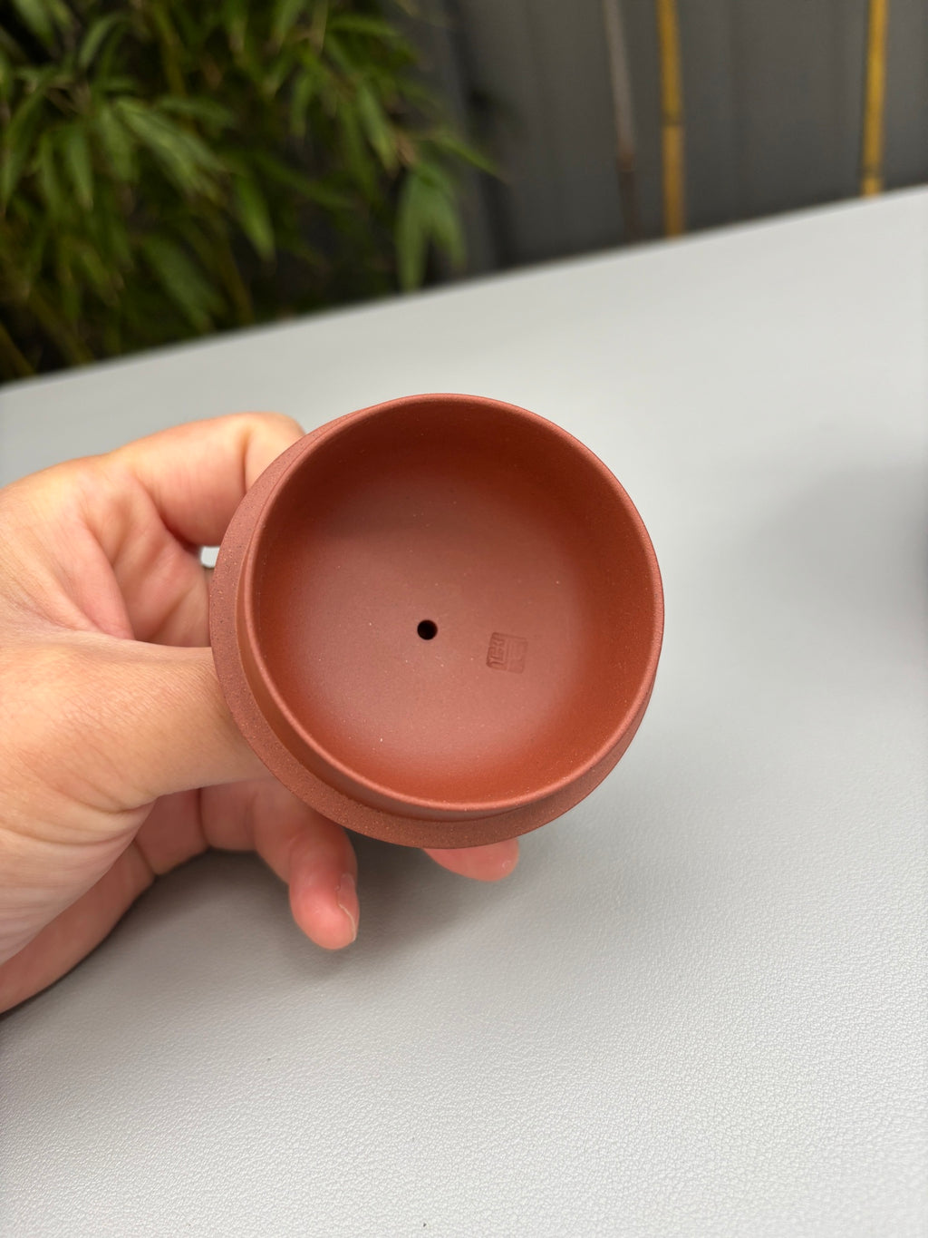 石陶大师臻品紫砂界当代梅王“宜三石”之一·朱炳浩亲工·大拍11万同款《秦权壶》