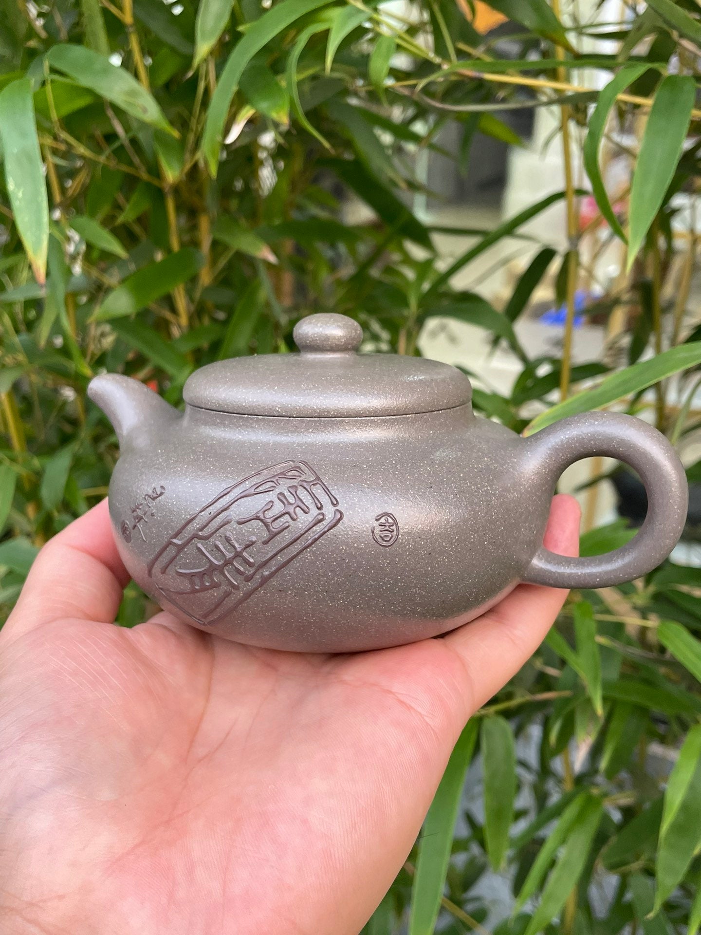 紫砂界收藏潜力之巅·大国工匠·一代宗师邱玉林原创《清泉壶》原矿极品天青泥·300cc