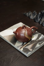 邱玉林宗师泰斗·礼藏双绝佳作·紫砂界的“国家名片”大国工匠·邱玉林原创《人生路壶》