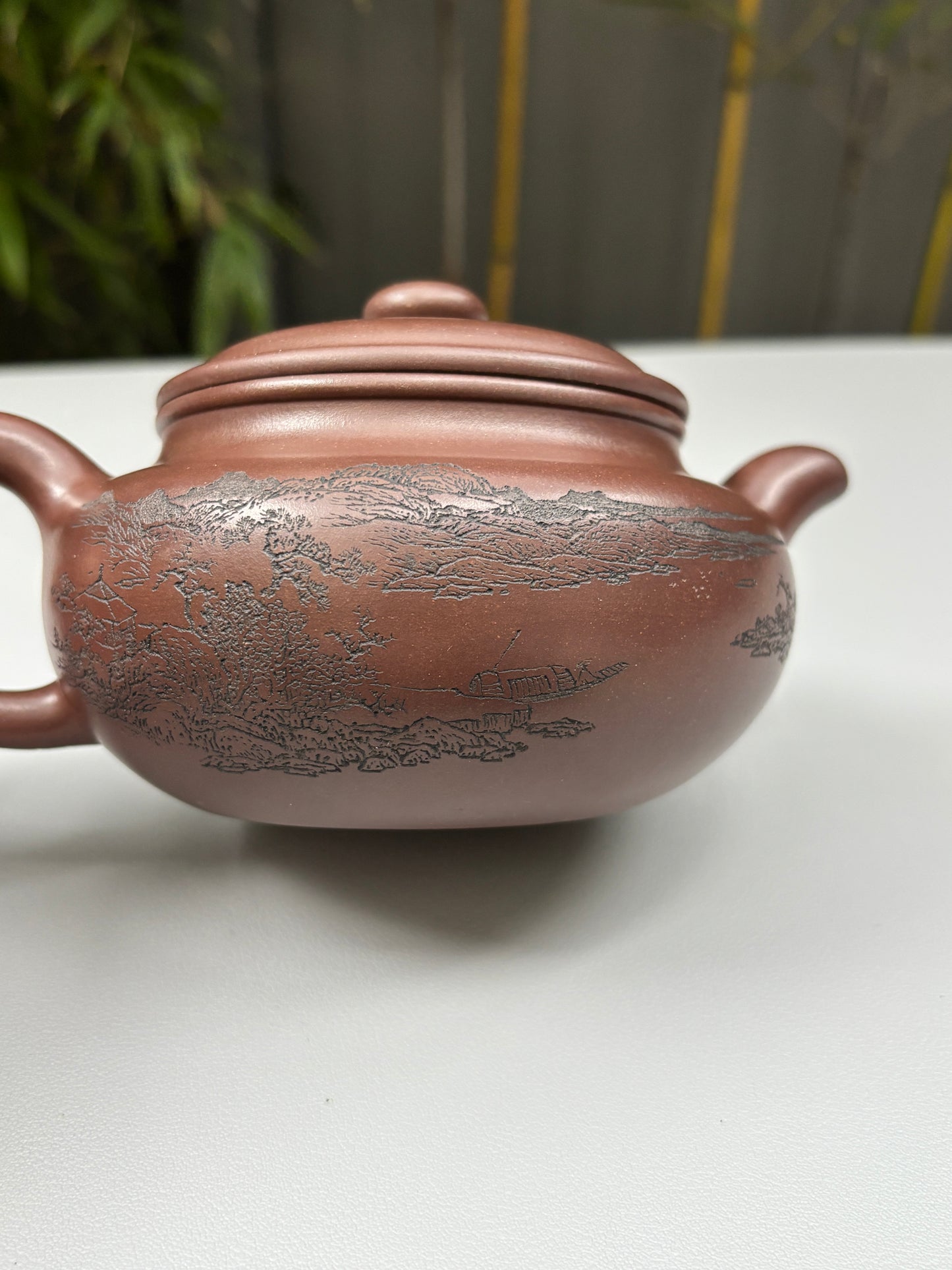 陈宏林大师重器鉴藏·紫砂界山水刻绘第一人·陈宏林精刻【仿古】原矿极品老紫泥 430cc