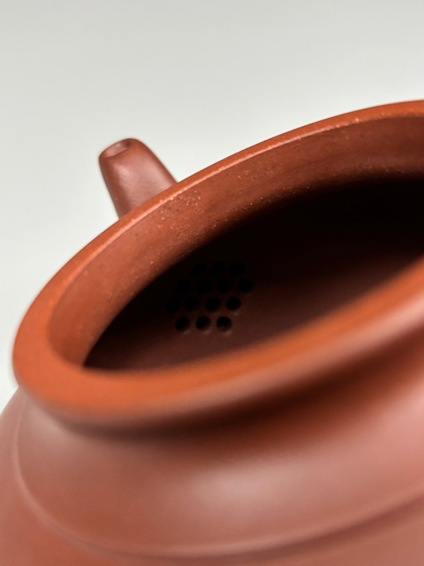 陈宏林大师器鉴藏·紫砂界山水刻绘第一人·陈宏林精刻【笑樱壶】原矿极品底槽清•420cc