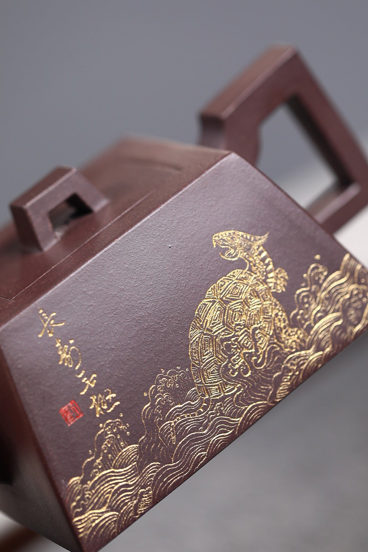 范泽锋高徒·省大师邱爽紫砂潜力重器【升方壶】原矿极品老紫泥·350cc