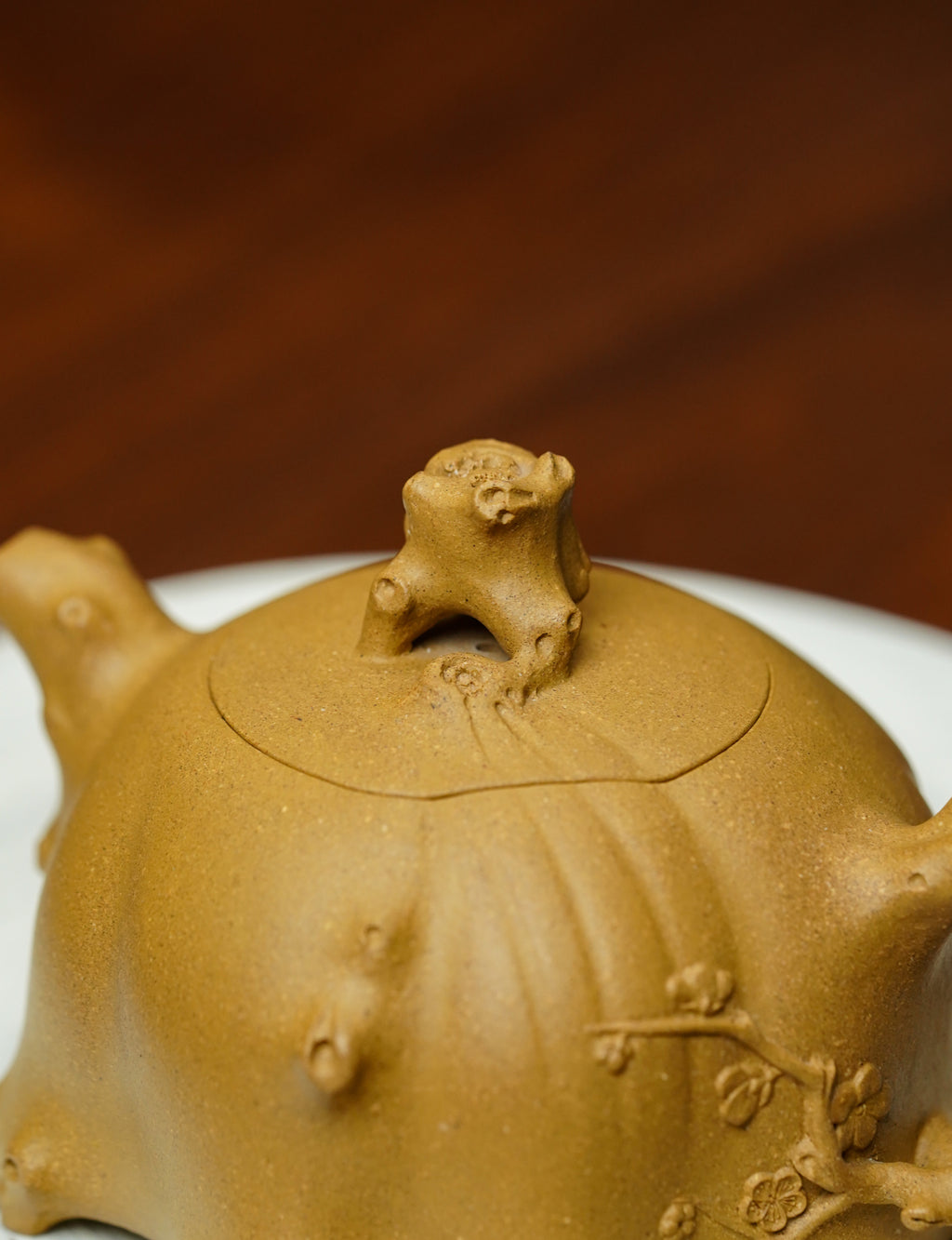 重器传承·紫砂七老花器泰斗蒋蓉唯一传人·蒋艺华制【梅桩壶】原矿极品黄金段泥 220cc
