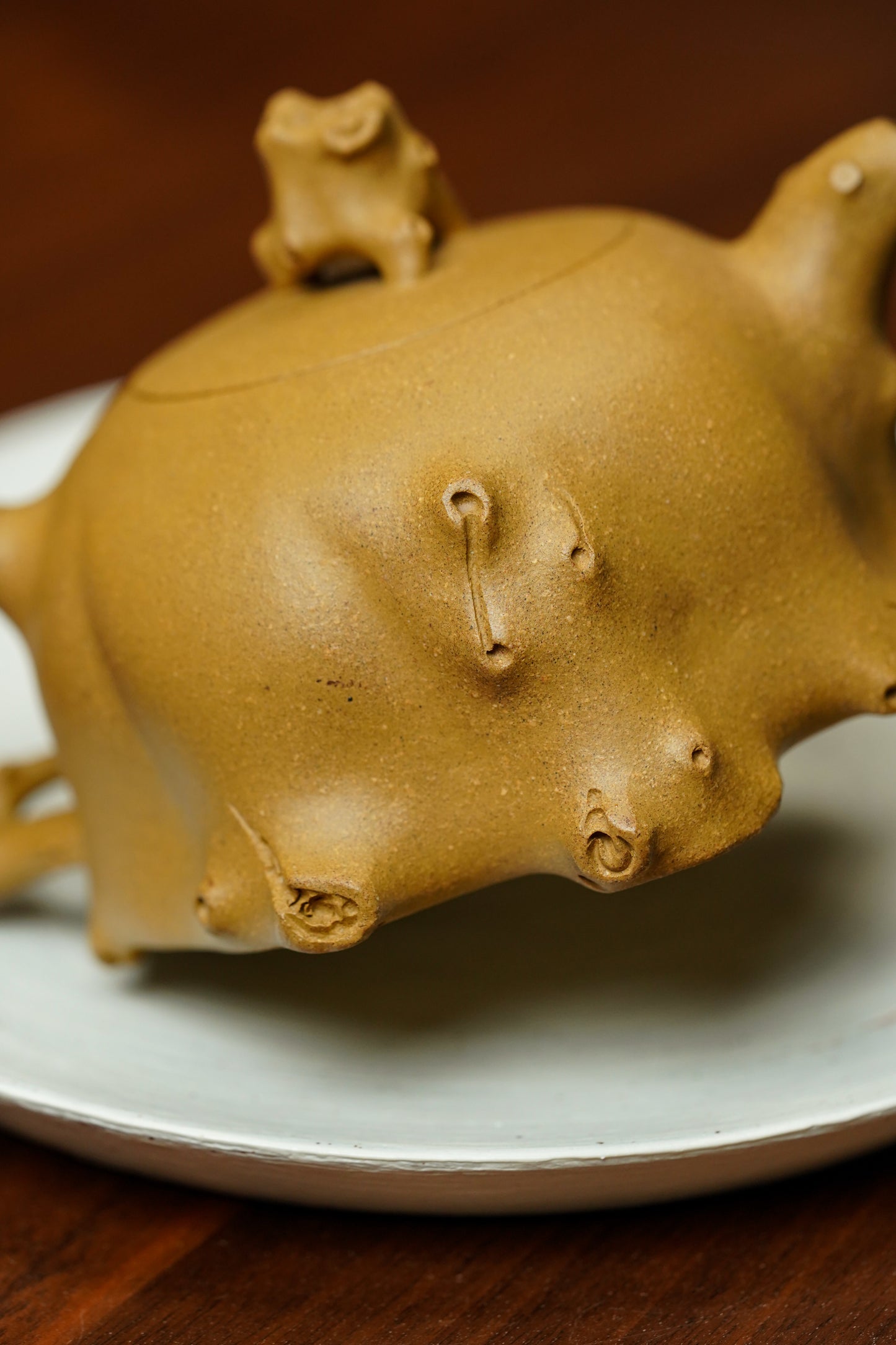 重器传承·紫砂七老花器泰斗蒋蓉唯一传人·蒋艺华制【梅桩壶】原矿极品黄金段泥 220cc