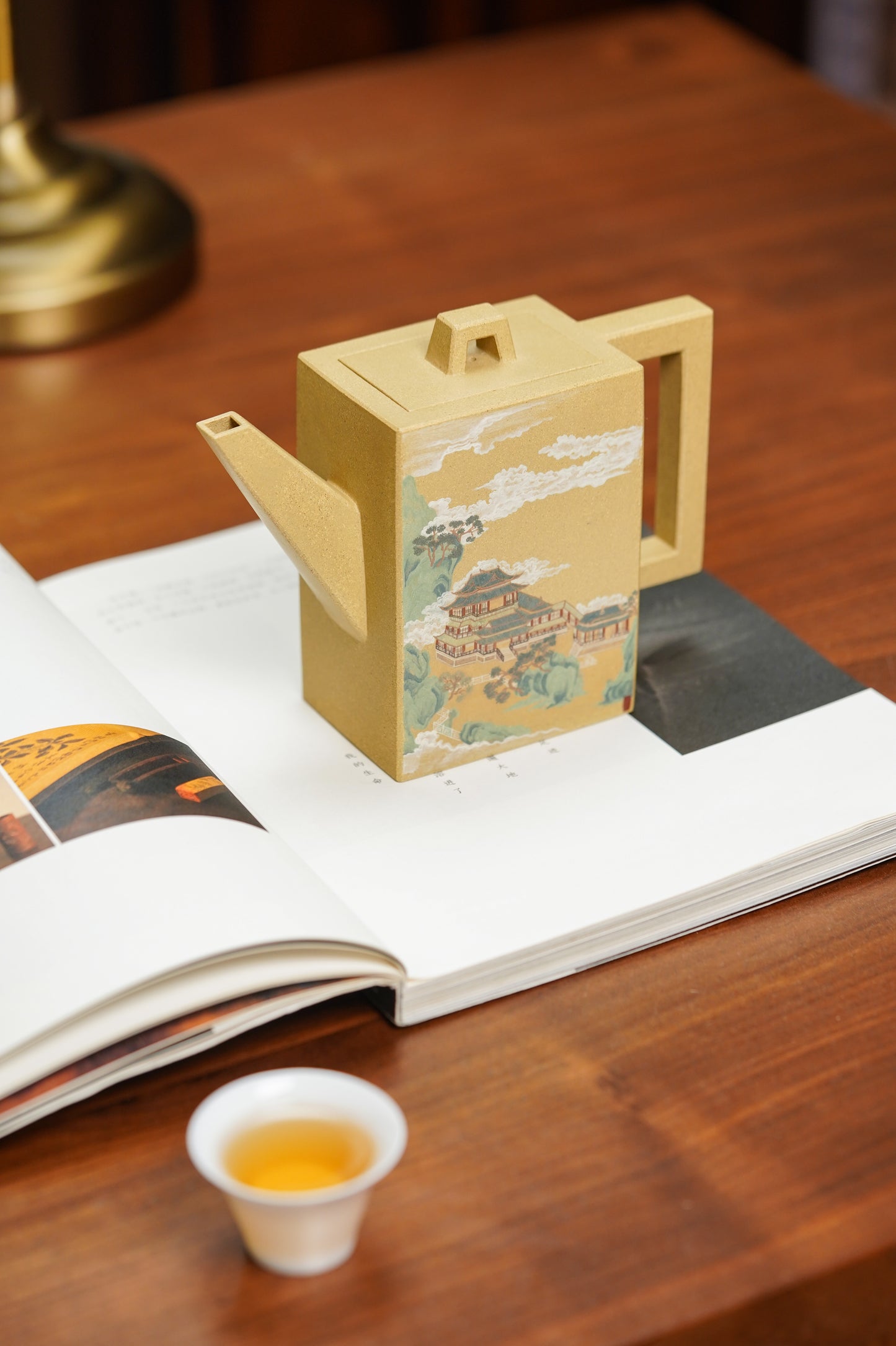 国大师邱玉林装饰·正高沈更轶亲制·大拍31万《砖方壶》原矿极品本山绿·450cc