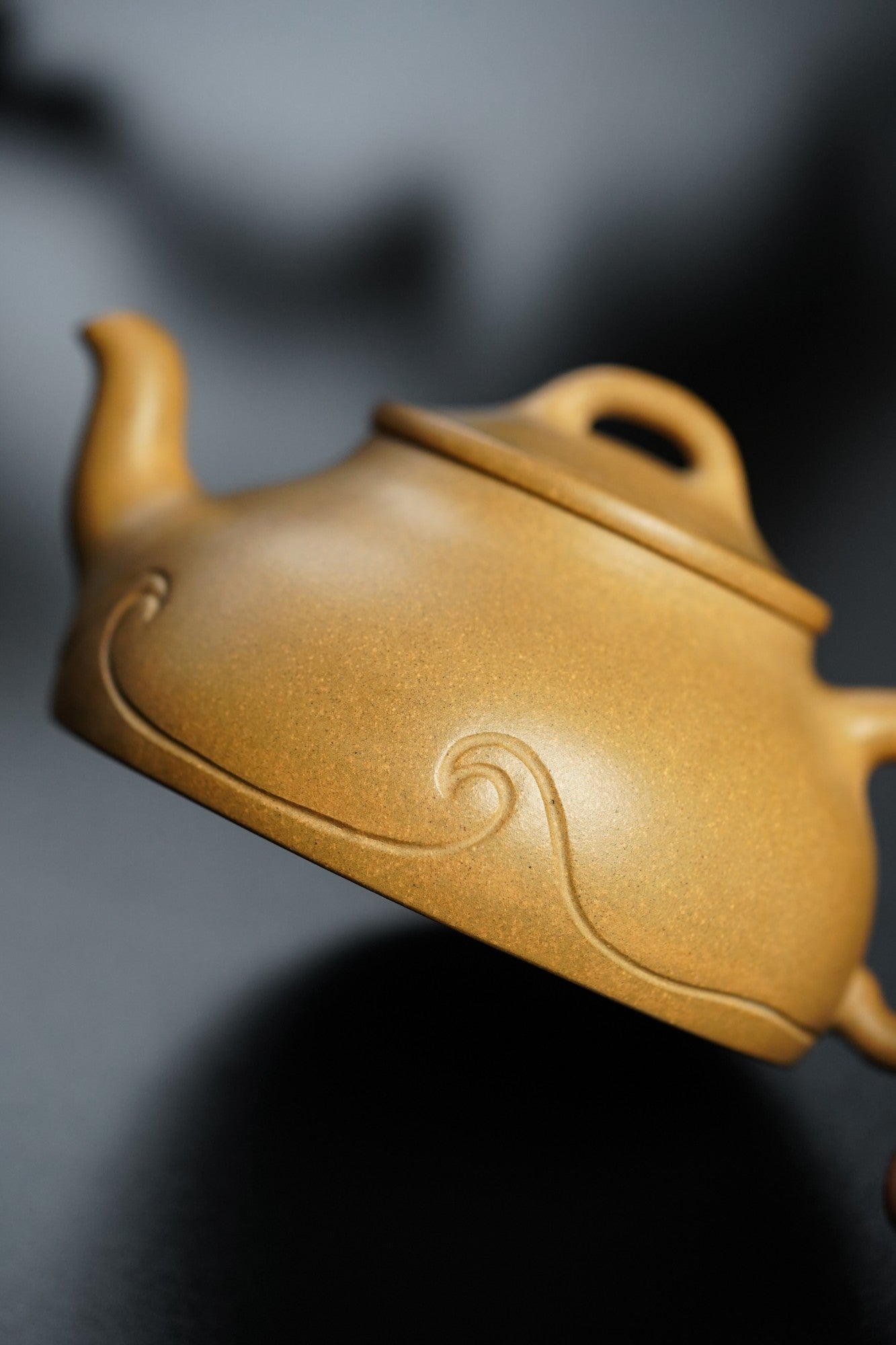 储立之大师 | 中国陶瓷艺术终身成就奖获得者重器【乘风破浪壶】原矿优质芝麻段· 260cc