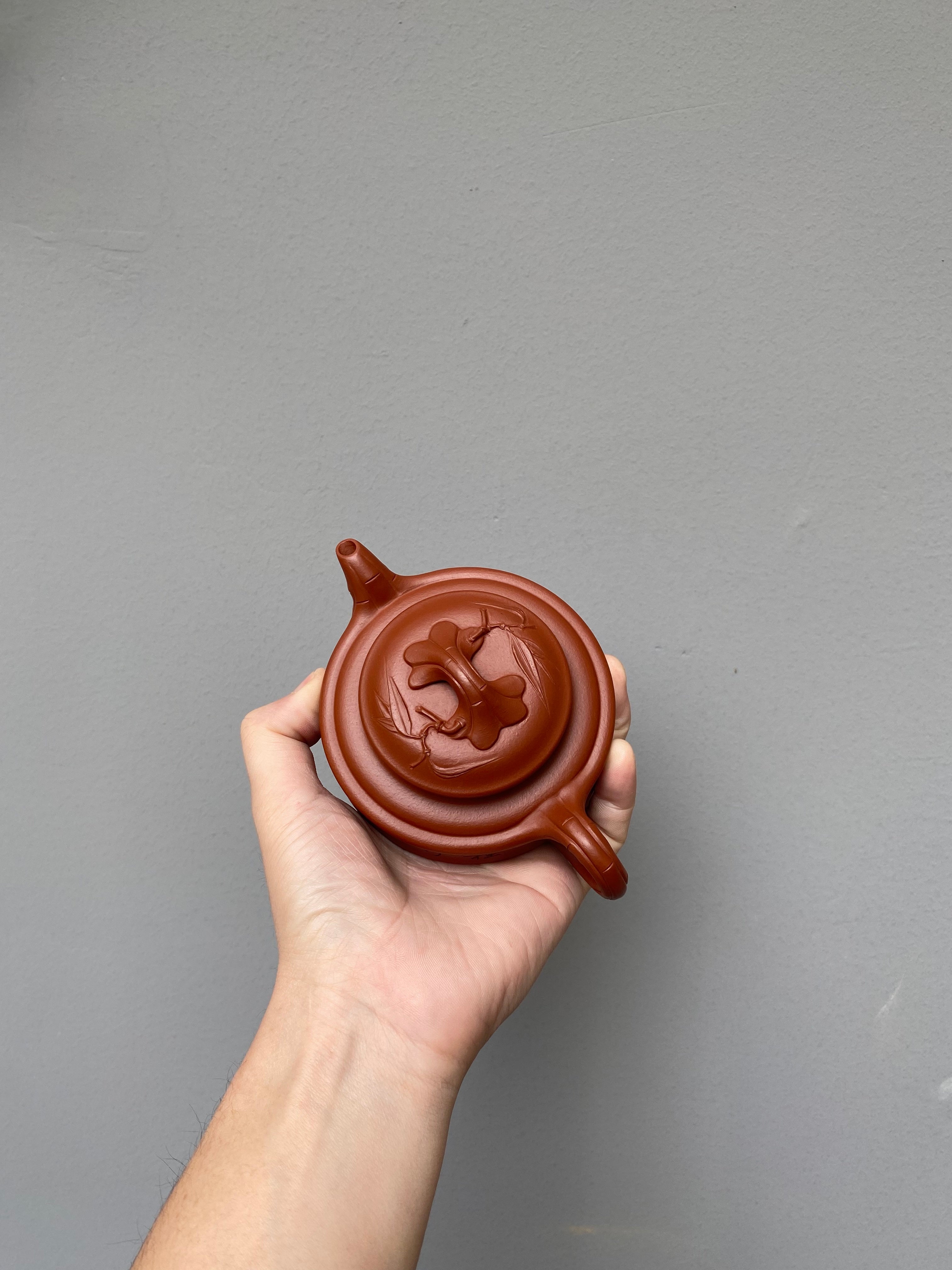范泽锋高徒·省大师邱爽紫砂潜力重器【如意竹鼓壶】原矿稀有大红袍· 220cc