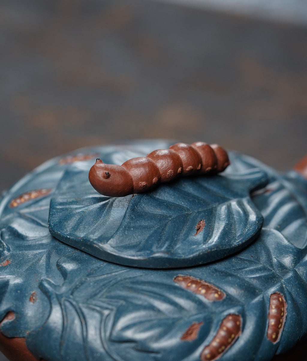 蒋艺华大师·重器传承·紫砂七老花器泰斗蒋蓉唯一传人佳作【蚕宝宝壶】原矿极品底槽清粉浆·260cc